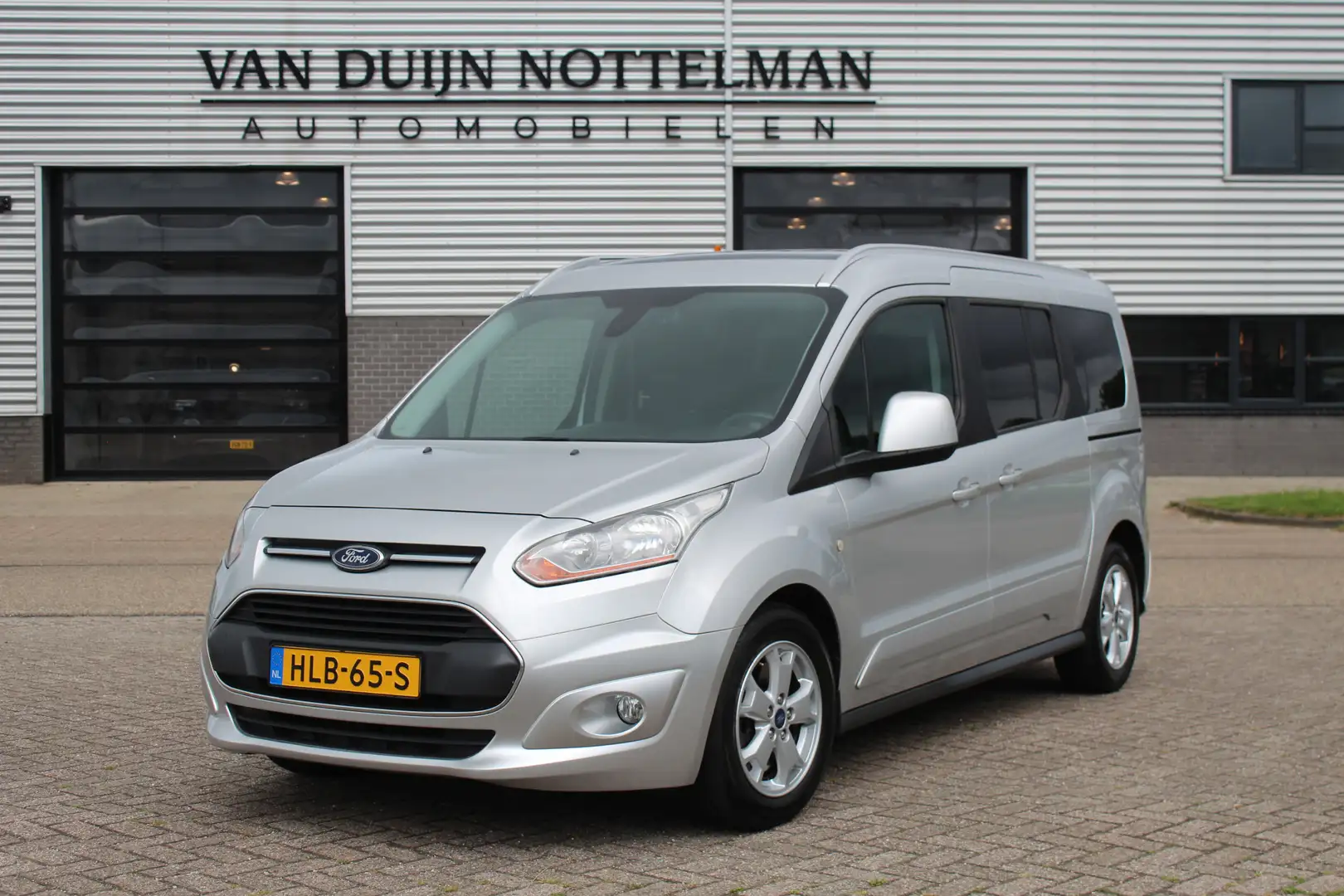 Ford Tourneo Connect Grand 1.6 Titanium / 7 Persoons / Automaat Grijs - 1