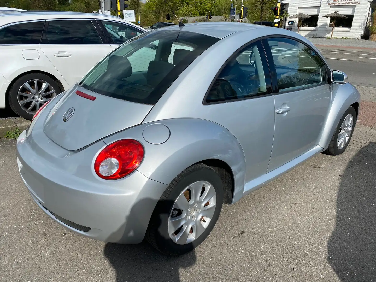 Volkswagen New Beetle 1.4i Срібний - 2