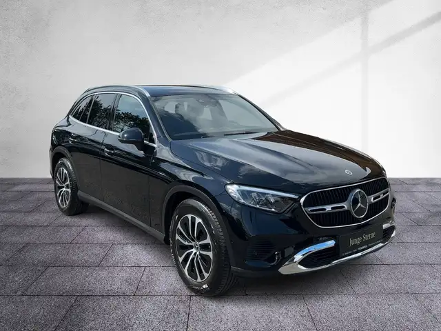 Mercedes-Benz GLC 200 d 4MATIC AVANTGARDE LED DISTR AHV LRHZG Ansicht 6