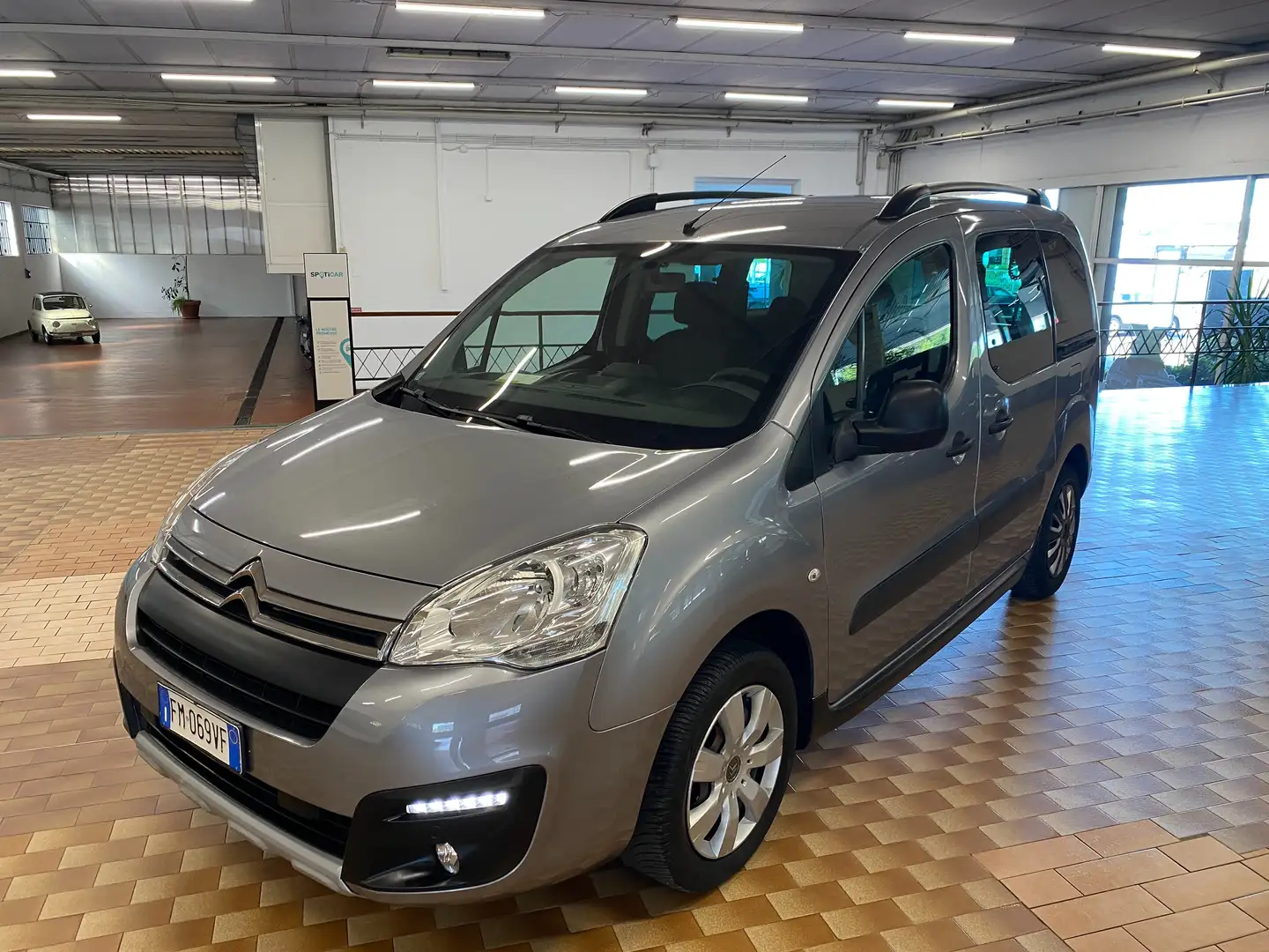 Citroen Berlingo Berlingo Multispace 1.6 bluehdi Xtr Grigio - 1