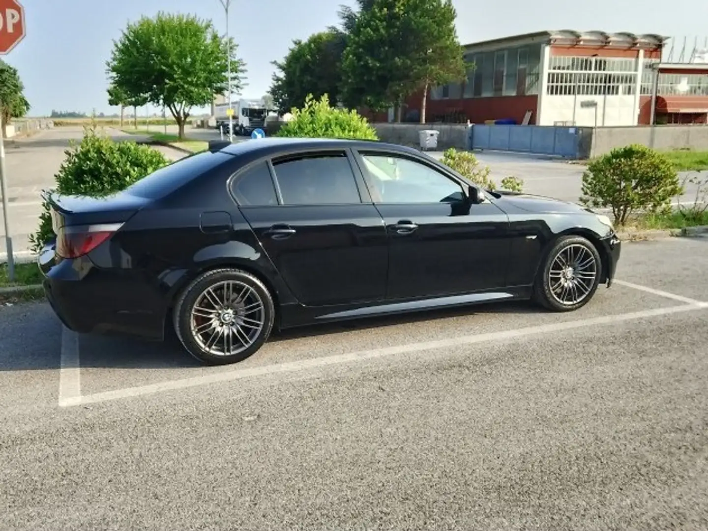 BMW 525 525d Titanium - 2