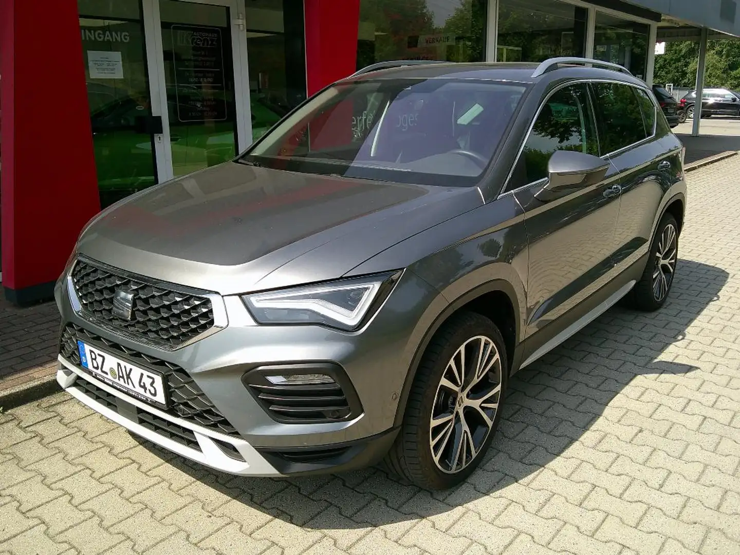 SEAT Ateca Xperience Grau - 1