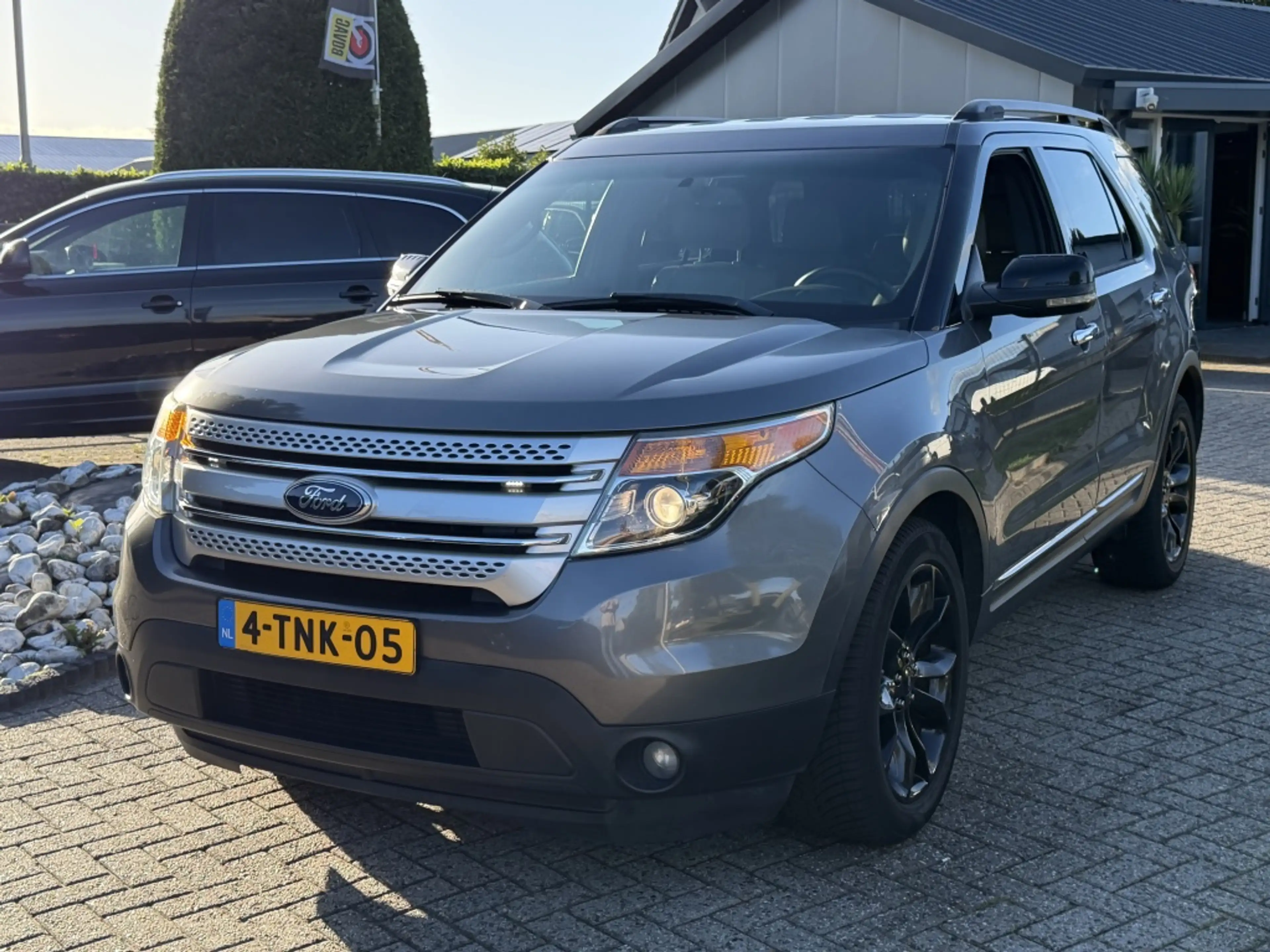 Ford Explorer XLT 3.5 V6 Benzine 7-Persoons 2013 Automaat Nw Mod