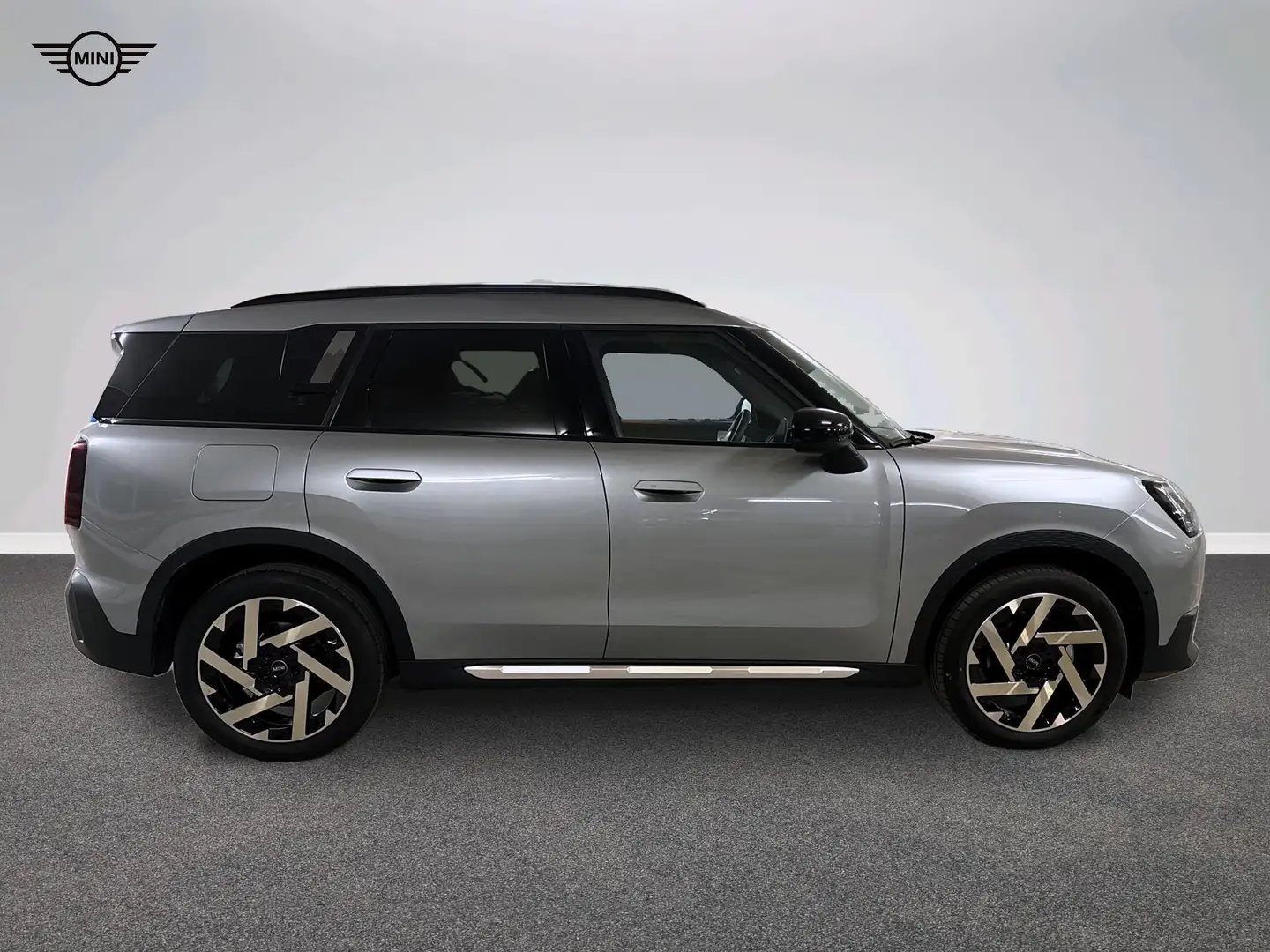 MINI Countryman D Favoured Grau - 2