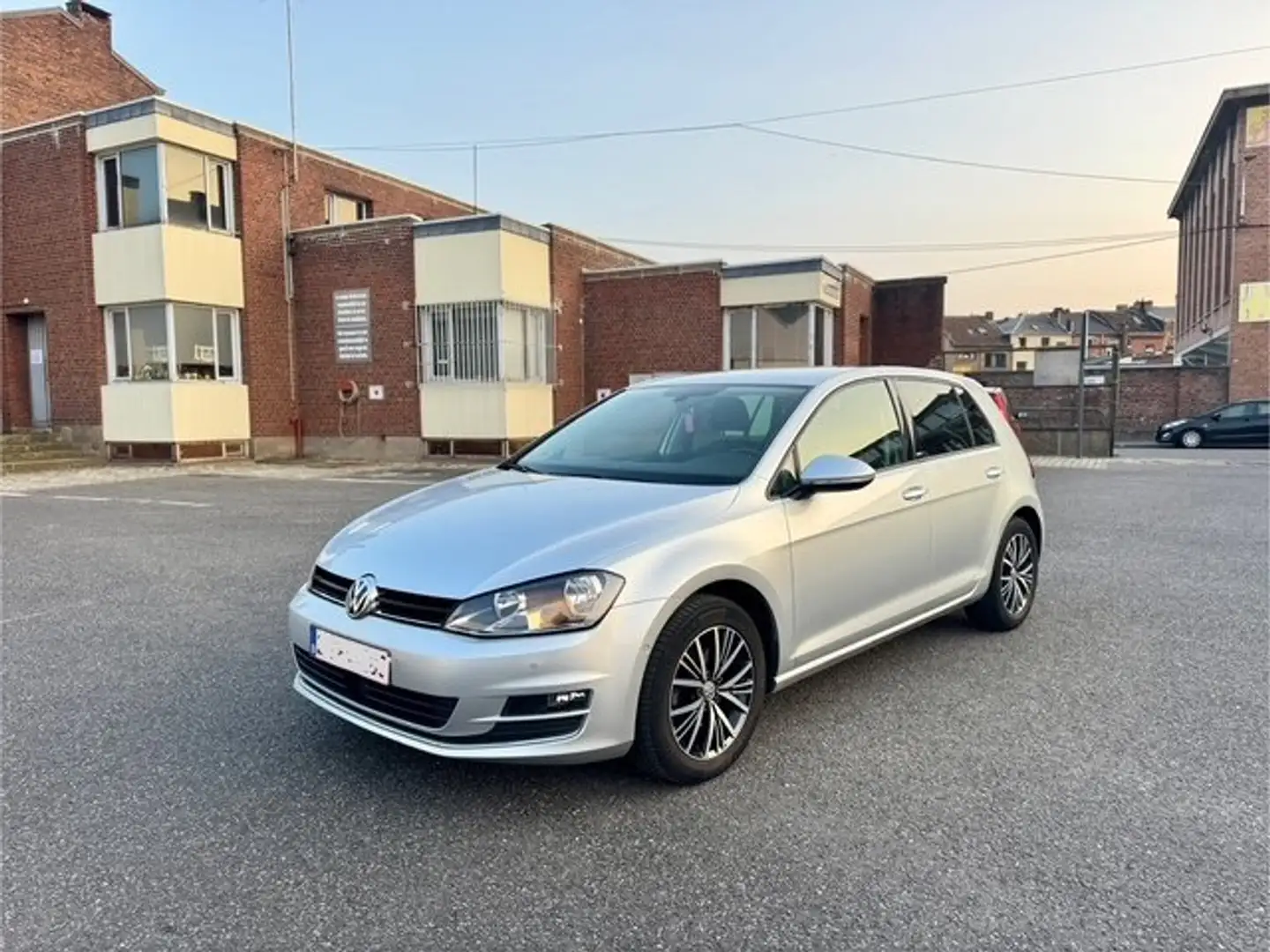 Volkswagen Golf Golf 1.2 TSI Allstar DSG Argent - 1