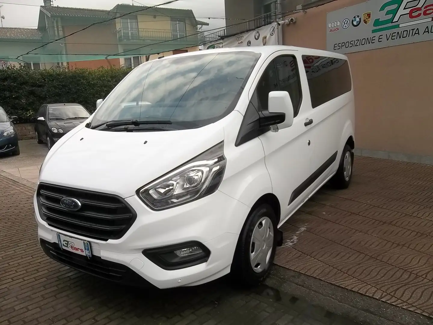 Ford Transit Custom 9POSTI 2.0TDI Bianco - 2