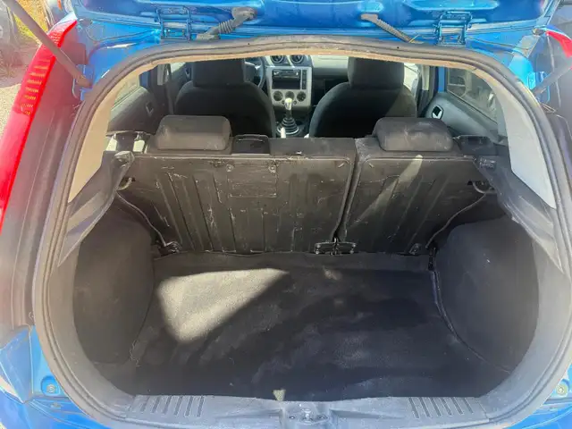 Ford Fiesta view 11