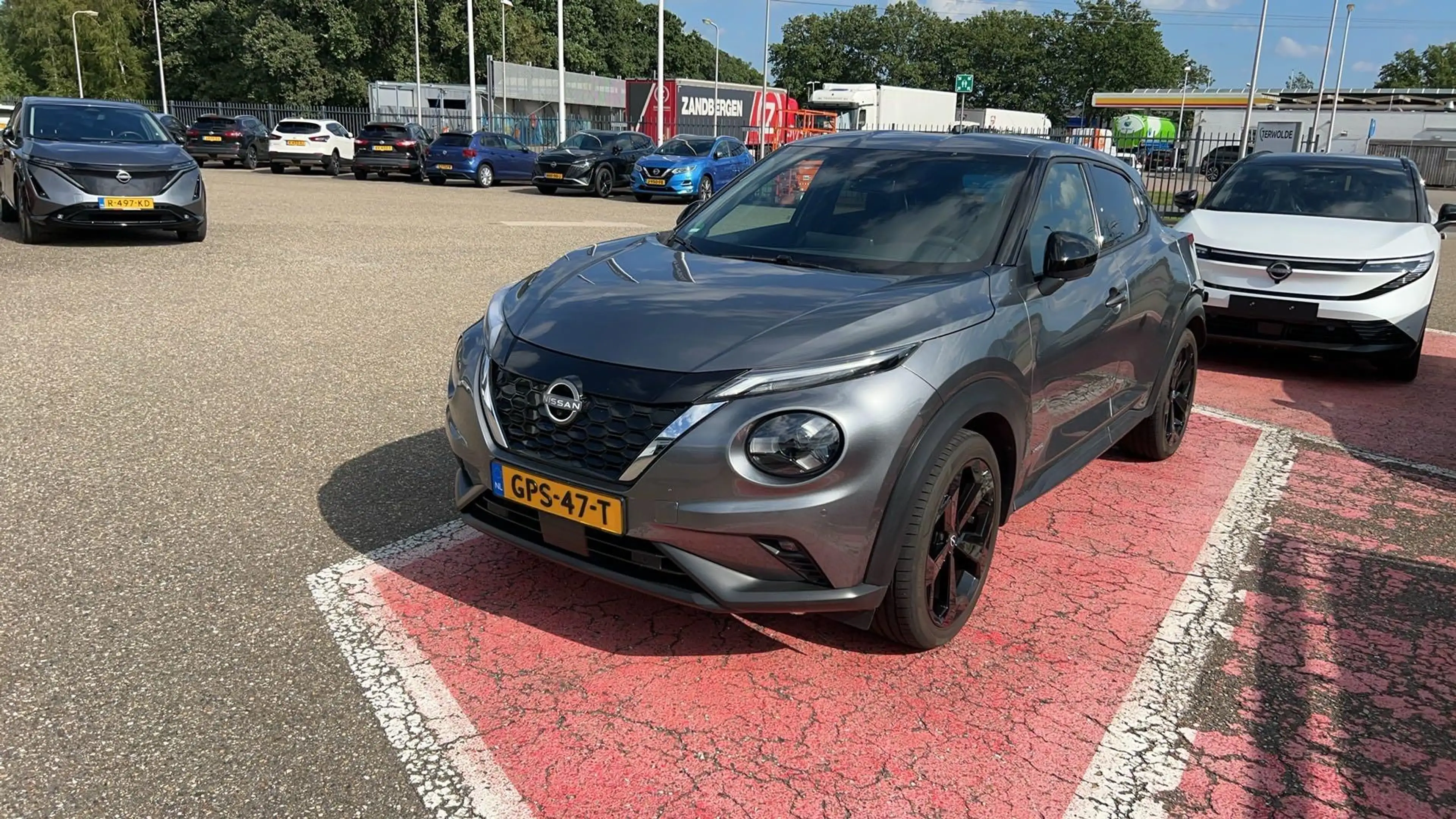 Nissan Juke 1.6 Hybrid Tekna | Trekhaak | BOSE Audio | Lederen — photo 2