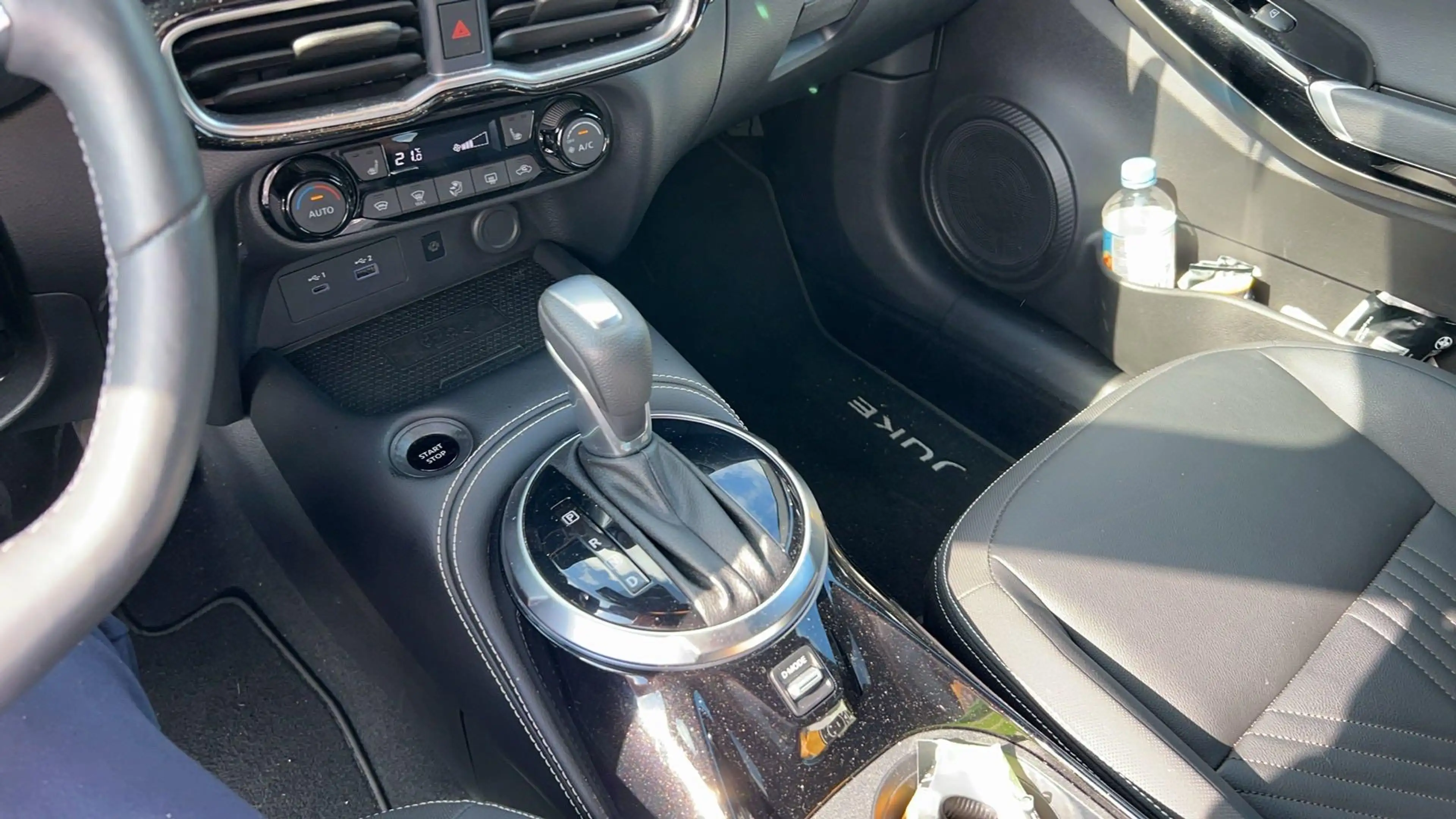 Nissan Juke 1.6 Hybrid Tekna | Trekhaak | BOSE Audio | Lederen — photo 10