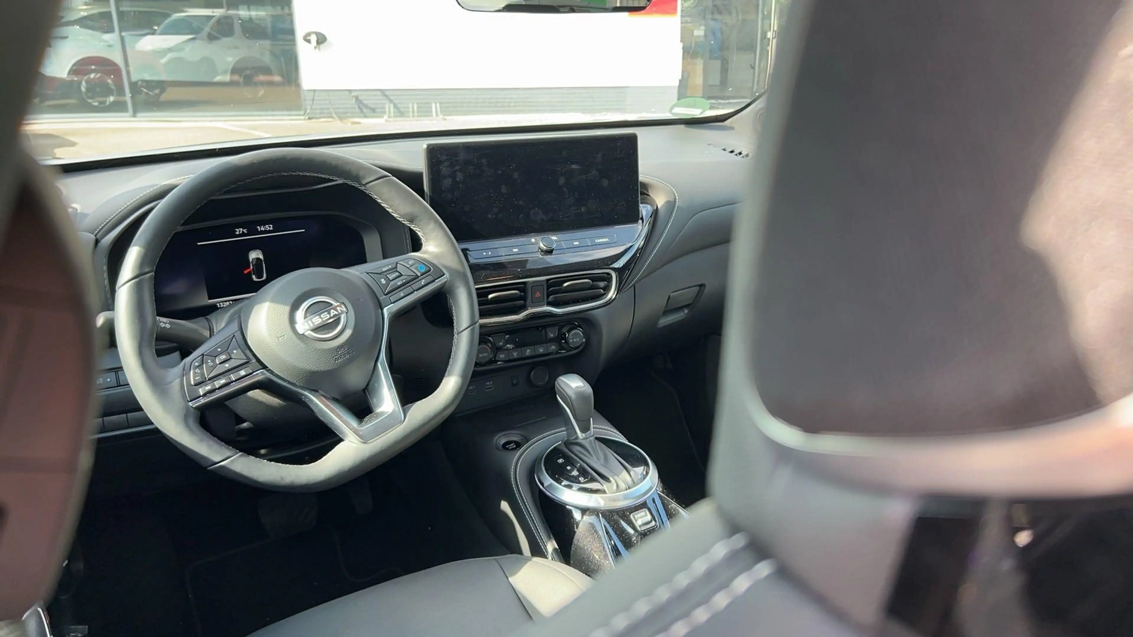 Nissan Juke 1.6 Hybrid Tekna | Trekhaak | BOSE Audio | Lederen — photo 11