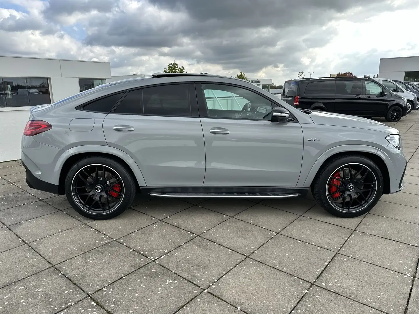Mercedes-Benz GLE 53 AMG e Plug-in Hybride 4M/AMG/PREMIUM/22"/TREKH/360 CAM Grijs - 2