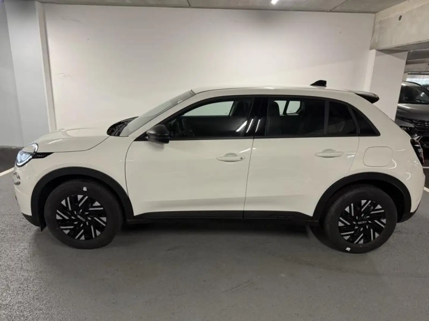 Fiat 600 1.2 Hybrid Turbo 110ch Pop DCT6 Step 2 Blanc - 2