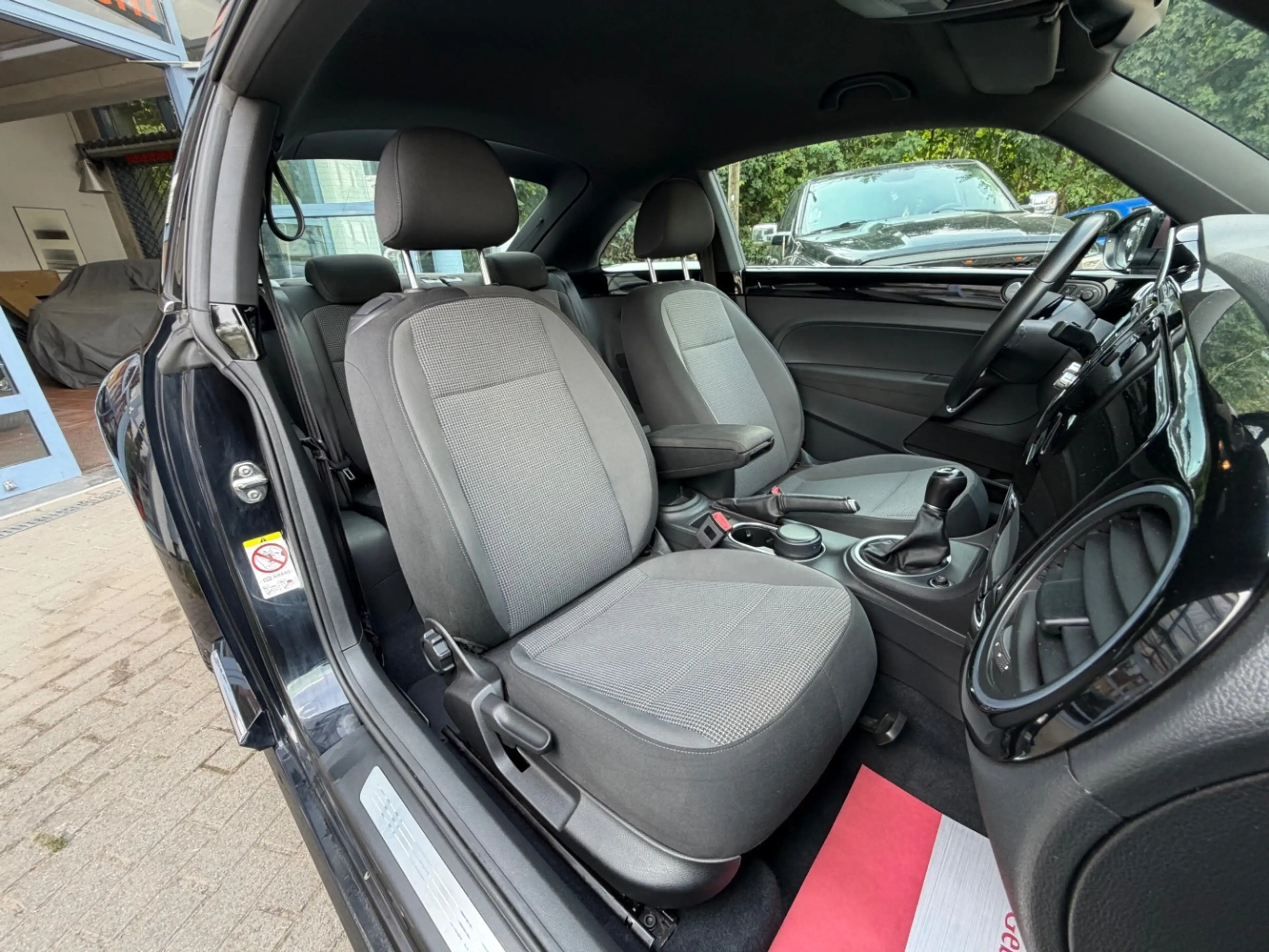 Volkswagen Beetle 1,4 SITZHEIZUNG XENON — photo 15