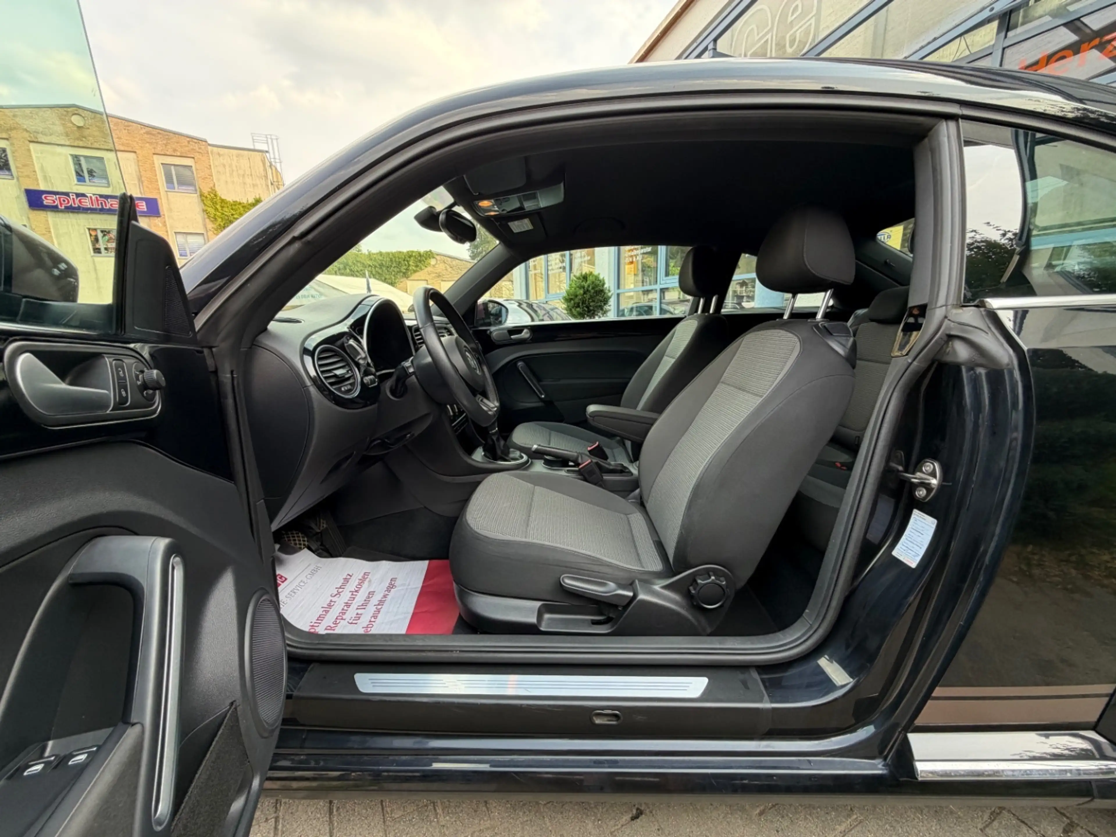 Volkswagen Beetle 1,4 SITZHEIZUNG XENON — photo 9