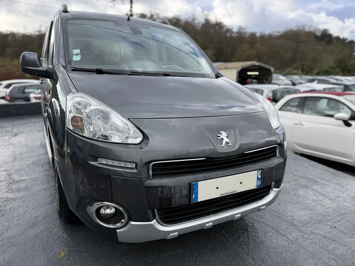 Peugeot Partner 1.6 HDI115 FAP OUTDOOR Gris - 1
