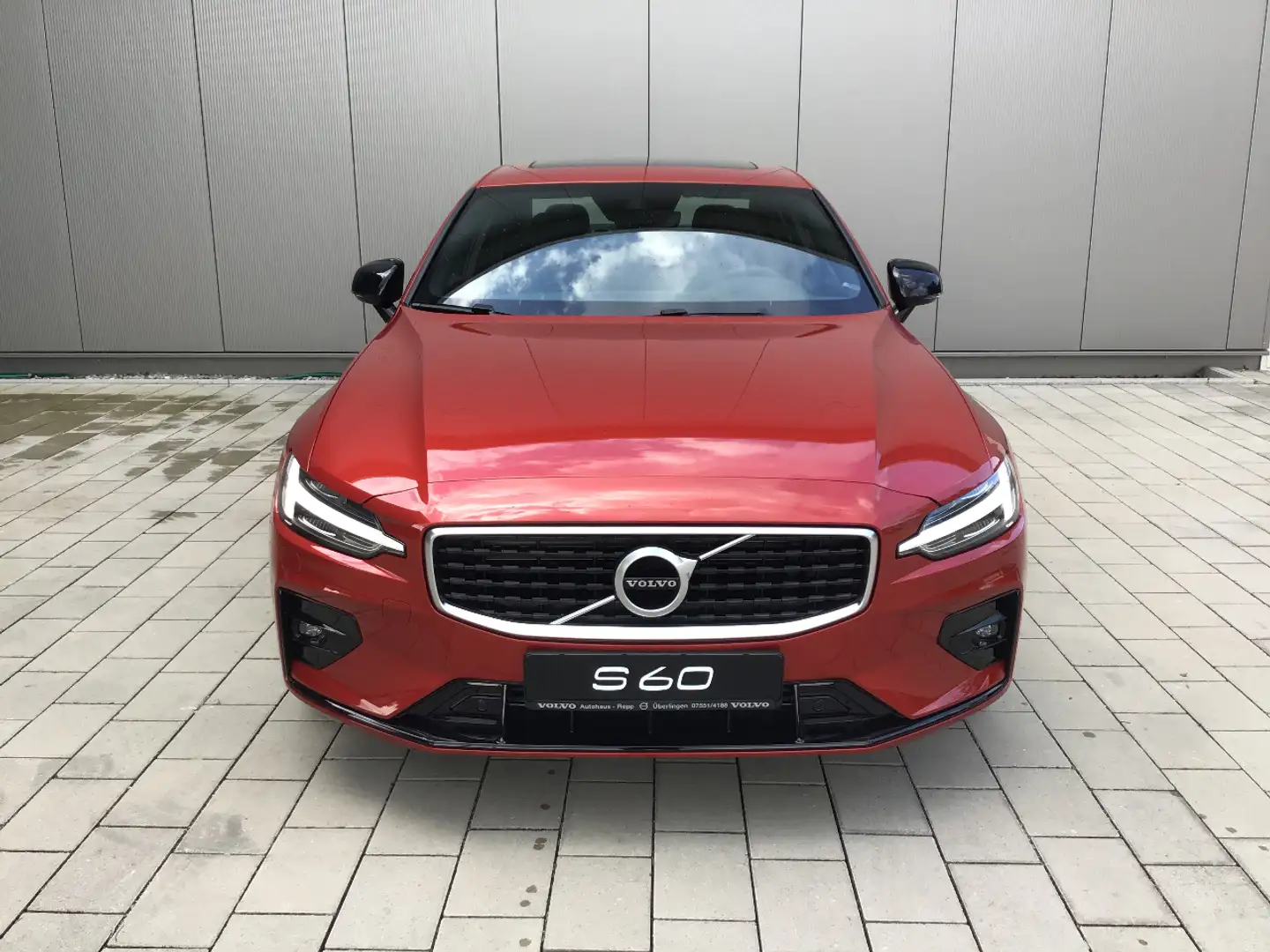 Volvo S60 T5 Geartronic R-Design Rot - 2