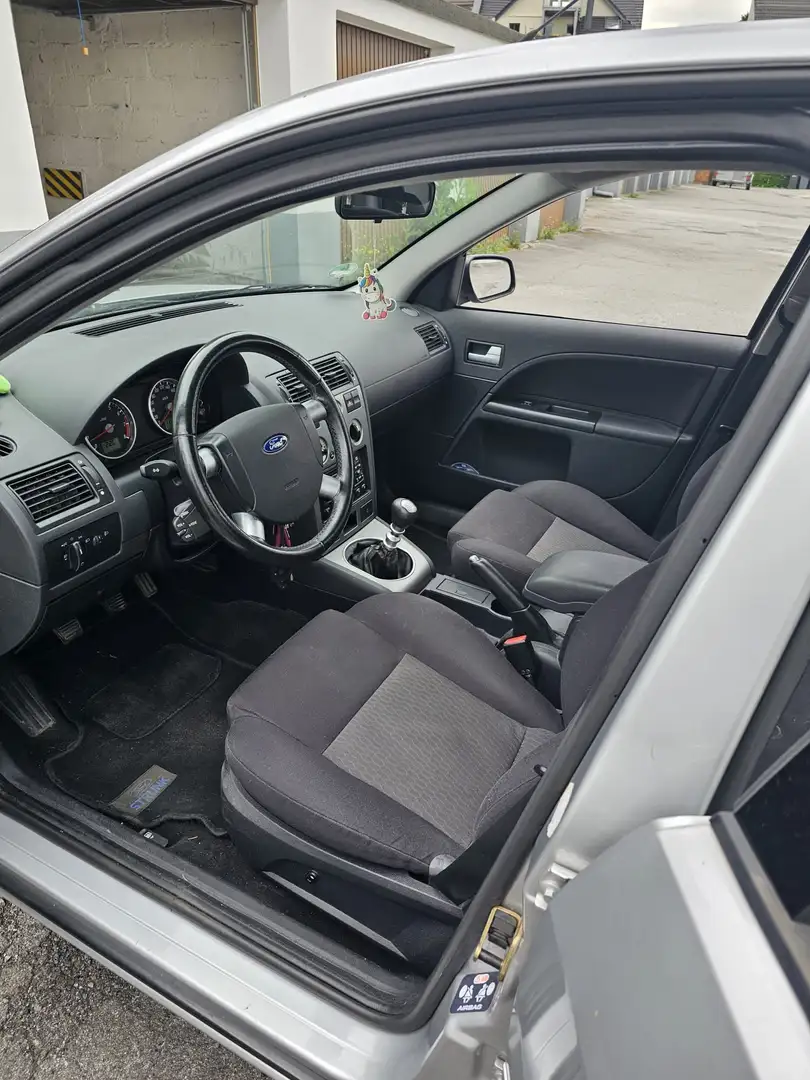 Ford Mondeo Argent - 2