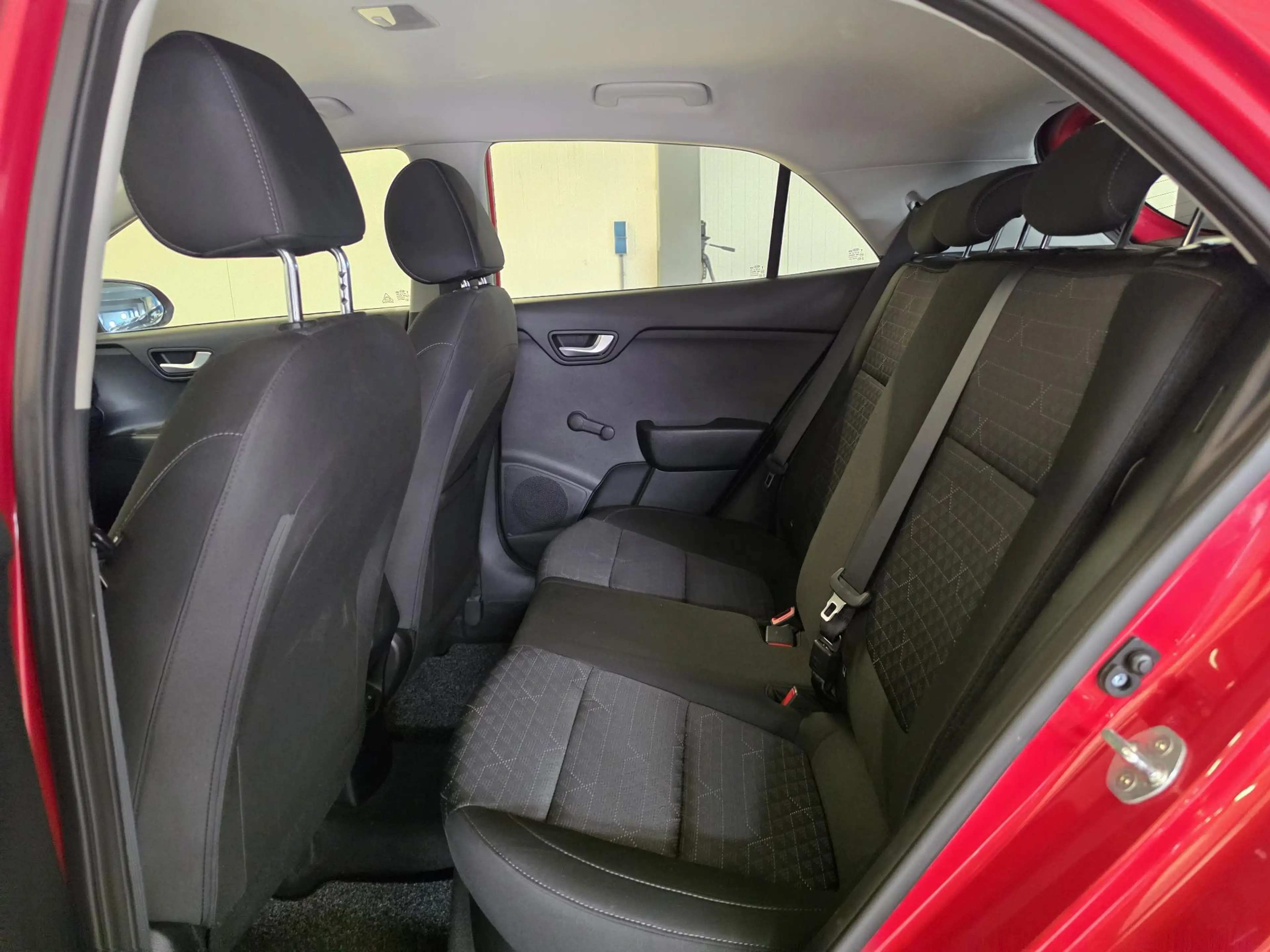 Kia Rio 1.0 TGDI DynamicLine | NAvigatie | Airco | Apple C — photo 11