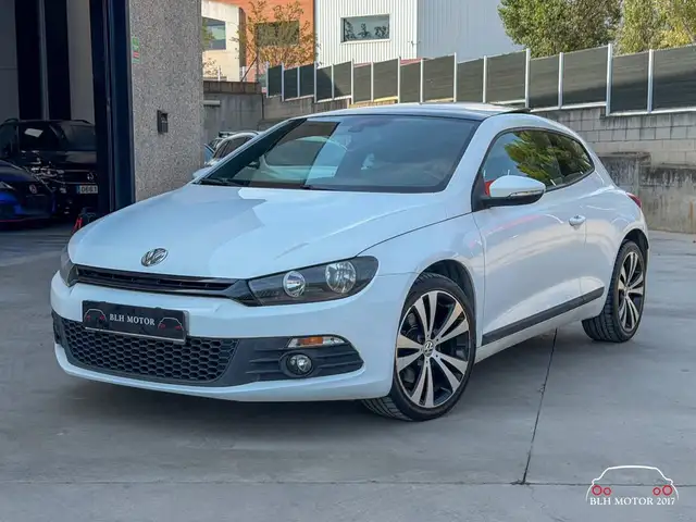 Volkswagen Scirocco 2.0 TSI 210cv