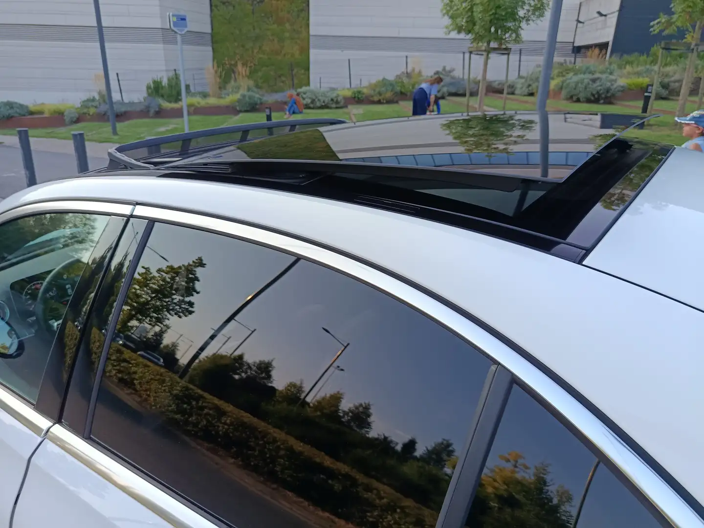 Mercedes-Benz C 300 C 300 d 4-Matic AMG Line Wit - 2