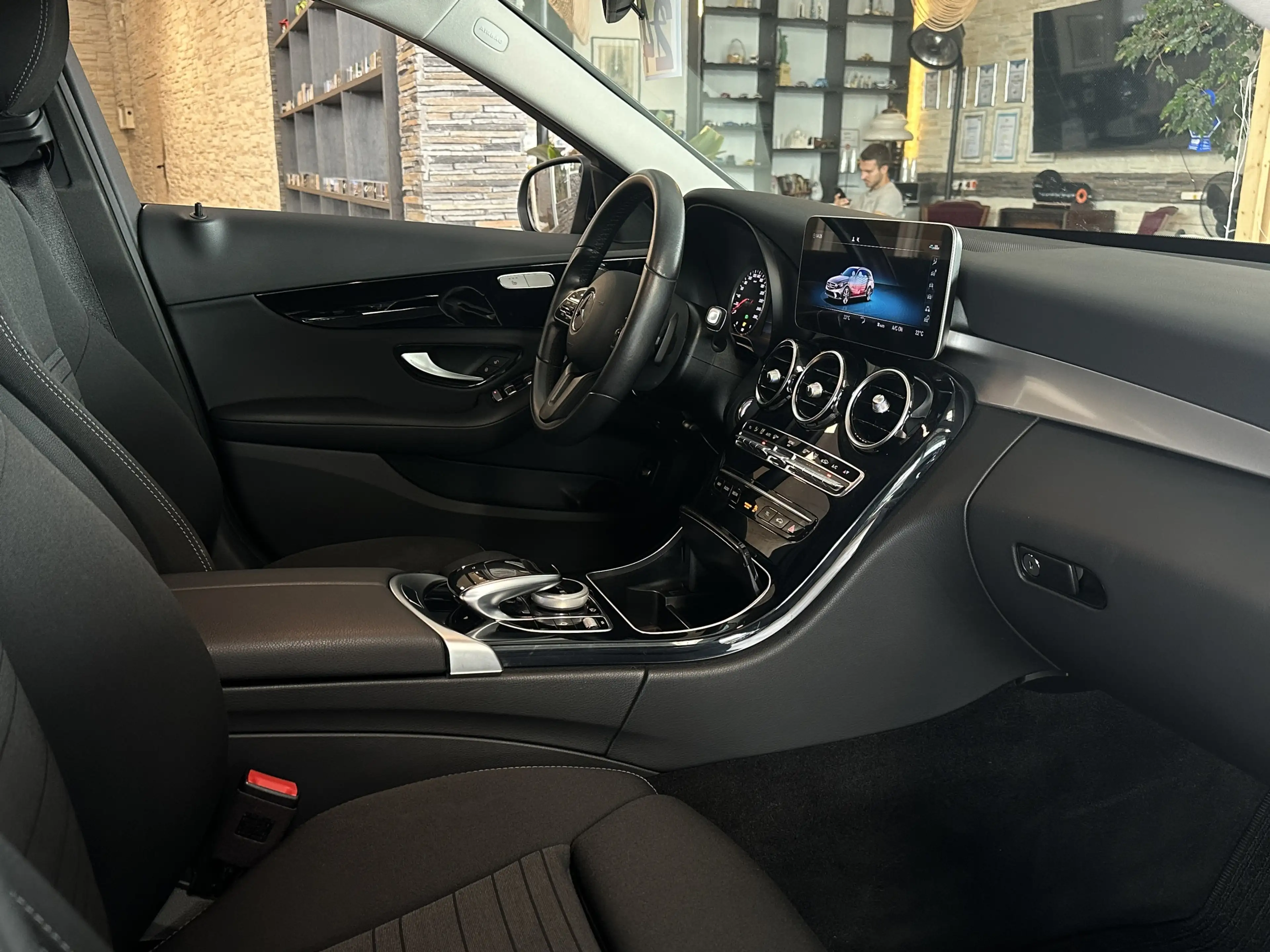 Mercedes-Benz C 300 de Business Navi AHK LED SHZ PDCv+h — photo 11