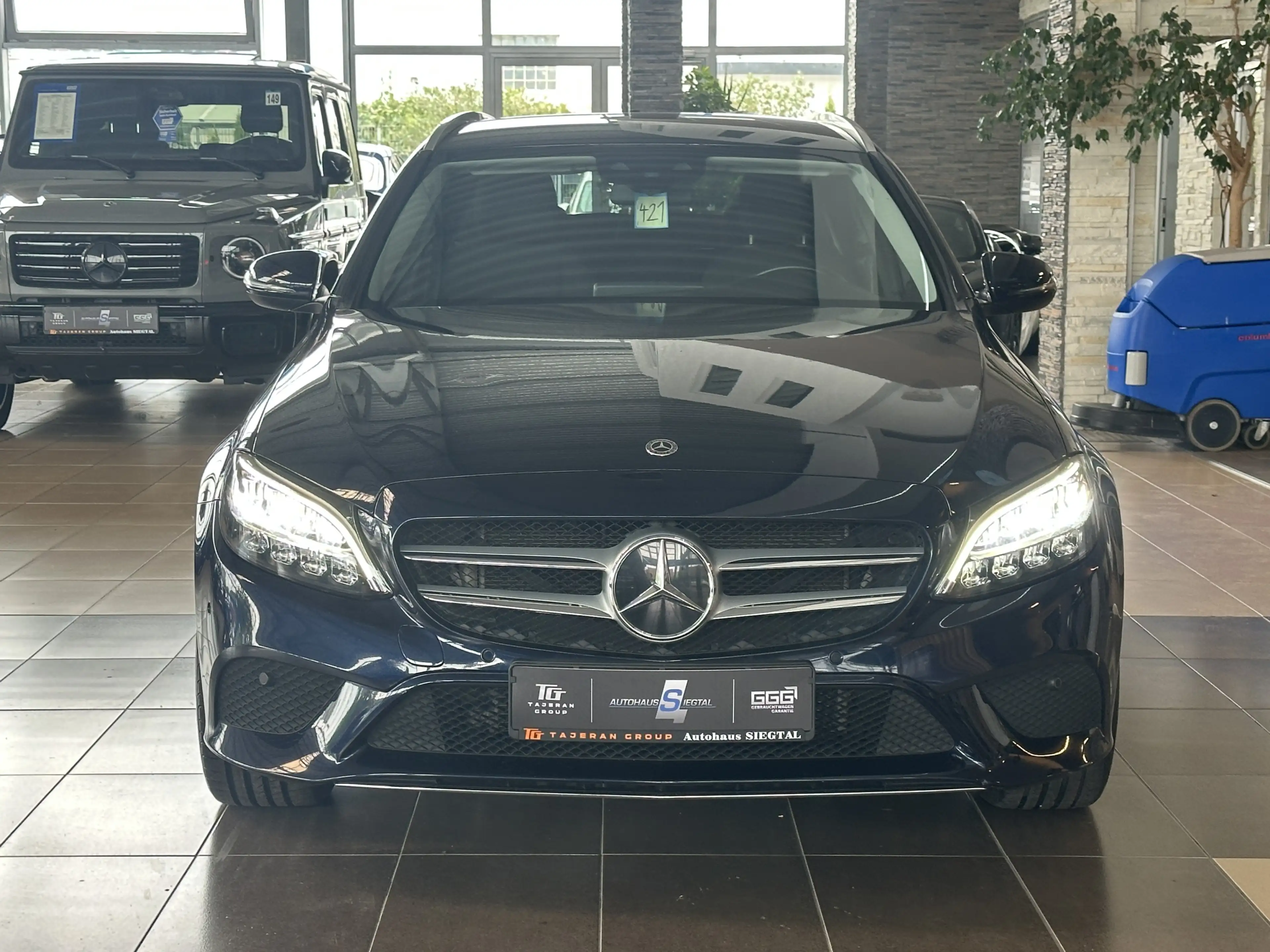 Mercedes-Benz C 300 de Business Navi AHK LED SHZ PDCv+h — photo 2