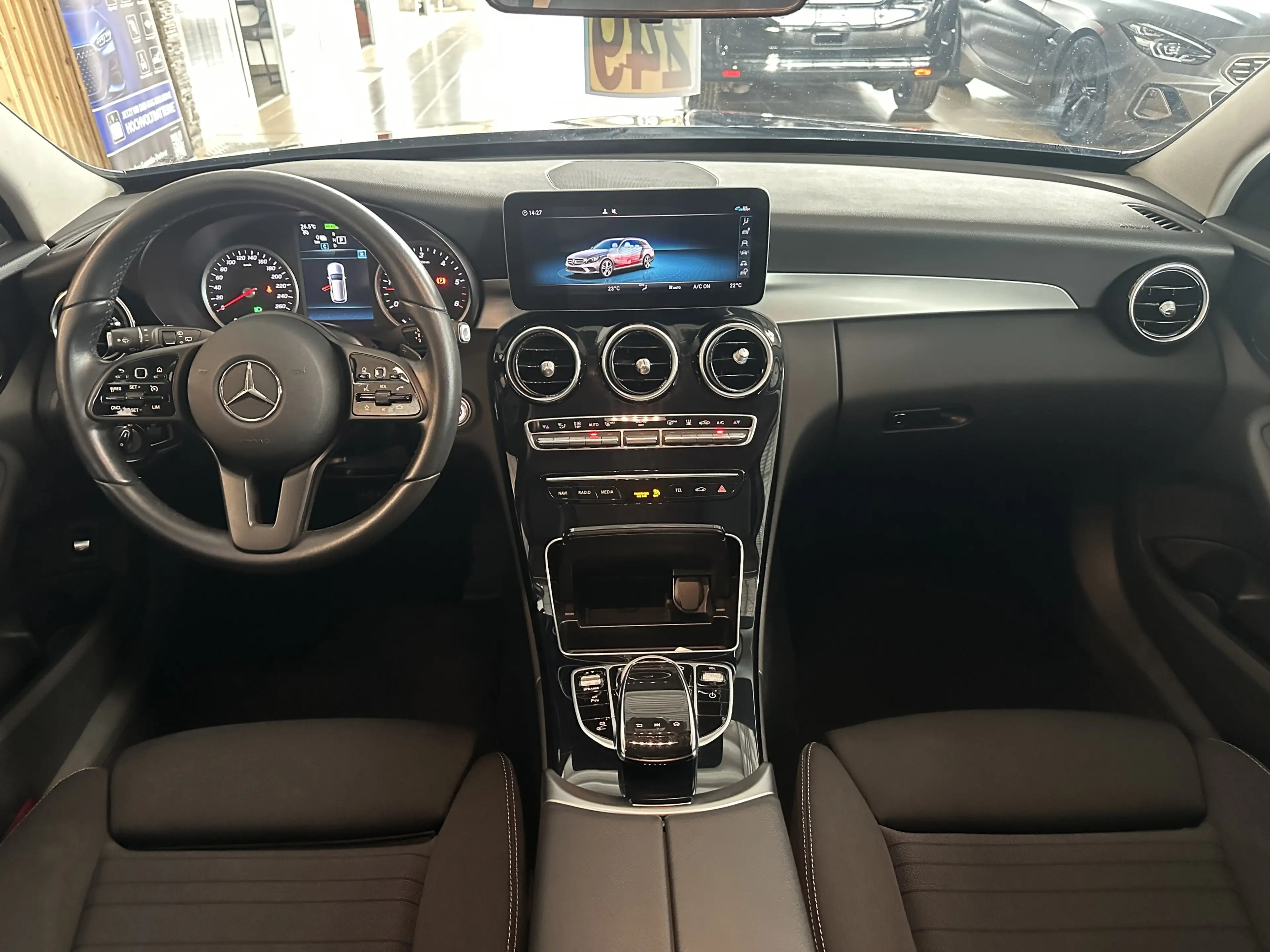 Mercedes-Benz C 300 de Business Navi AHK LED SHZ PDCv+h — photo 13