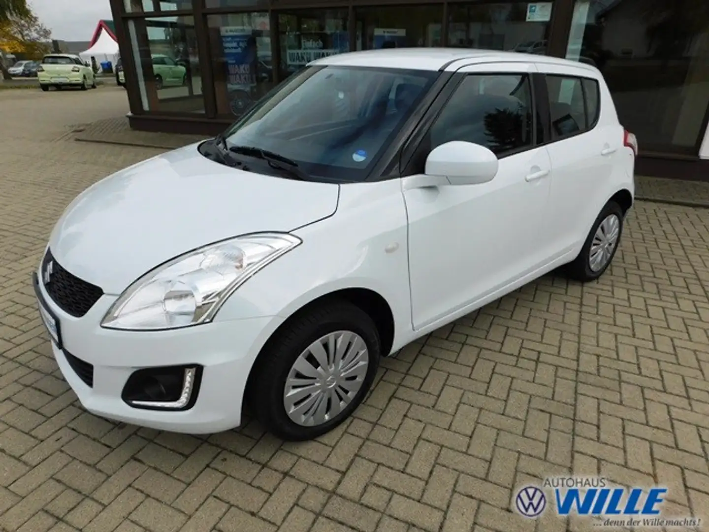 Suzuki Swift 1.2 Dualjet 5D 5M/T 4x4 Club Sicht+ Klima Blanc - 1