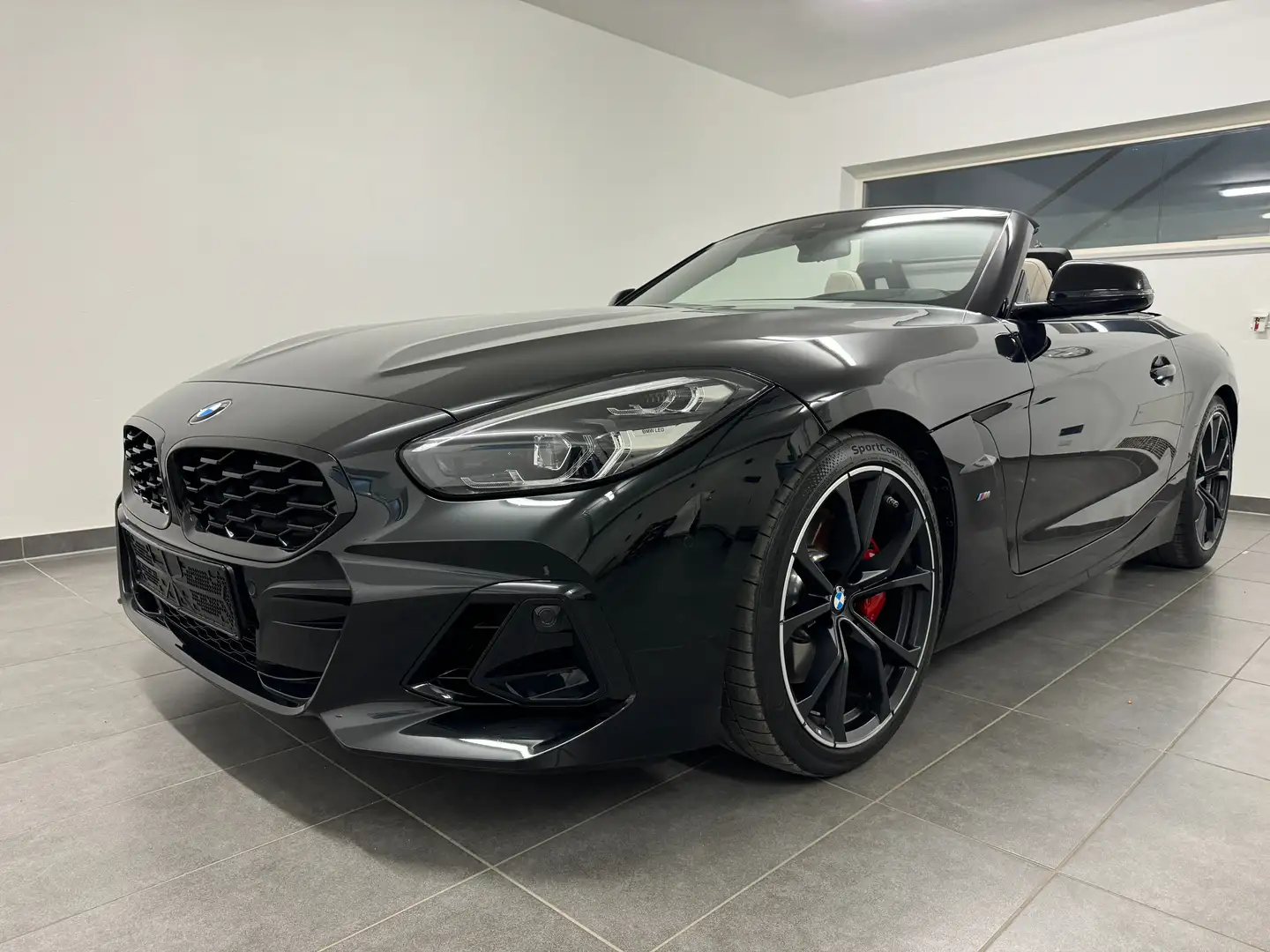 BMW Z4 M40i Schwarz - 1