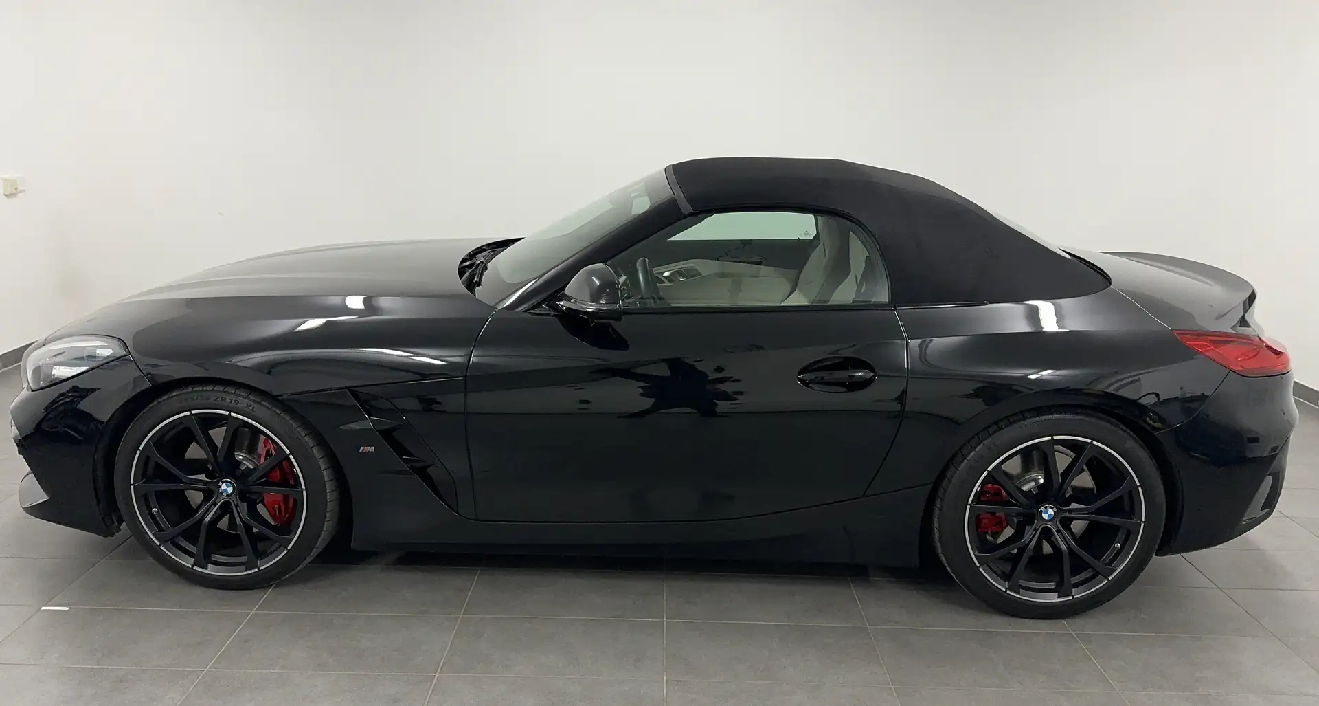 BMW Z4 M40i Schwarz - 2