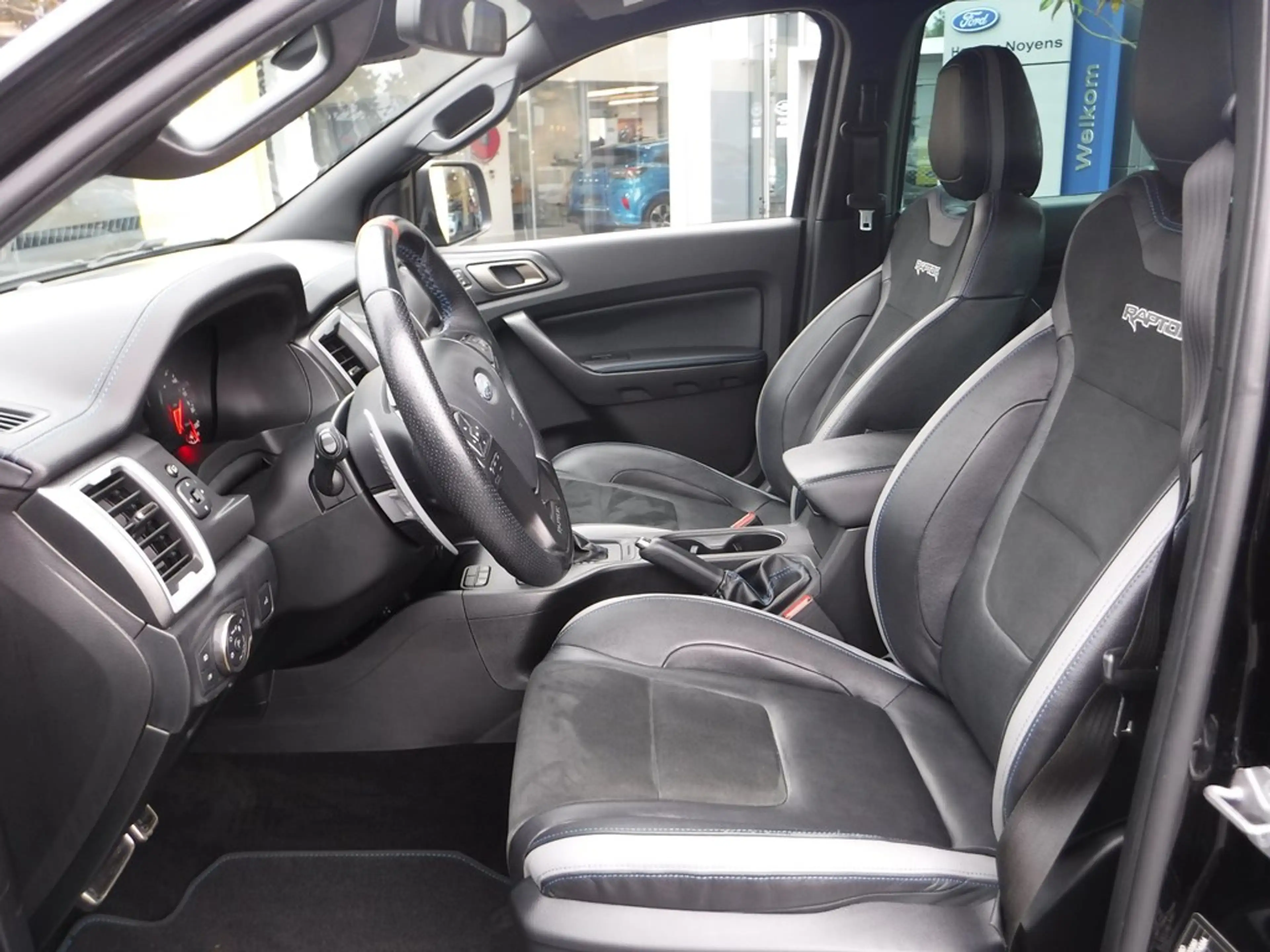 Ford Ranger Raptor Diesel — photo 13