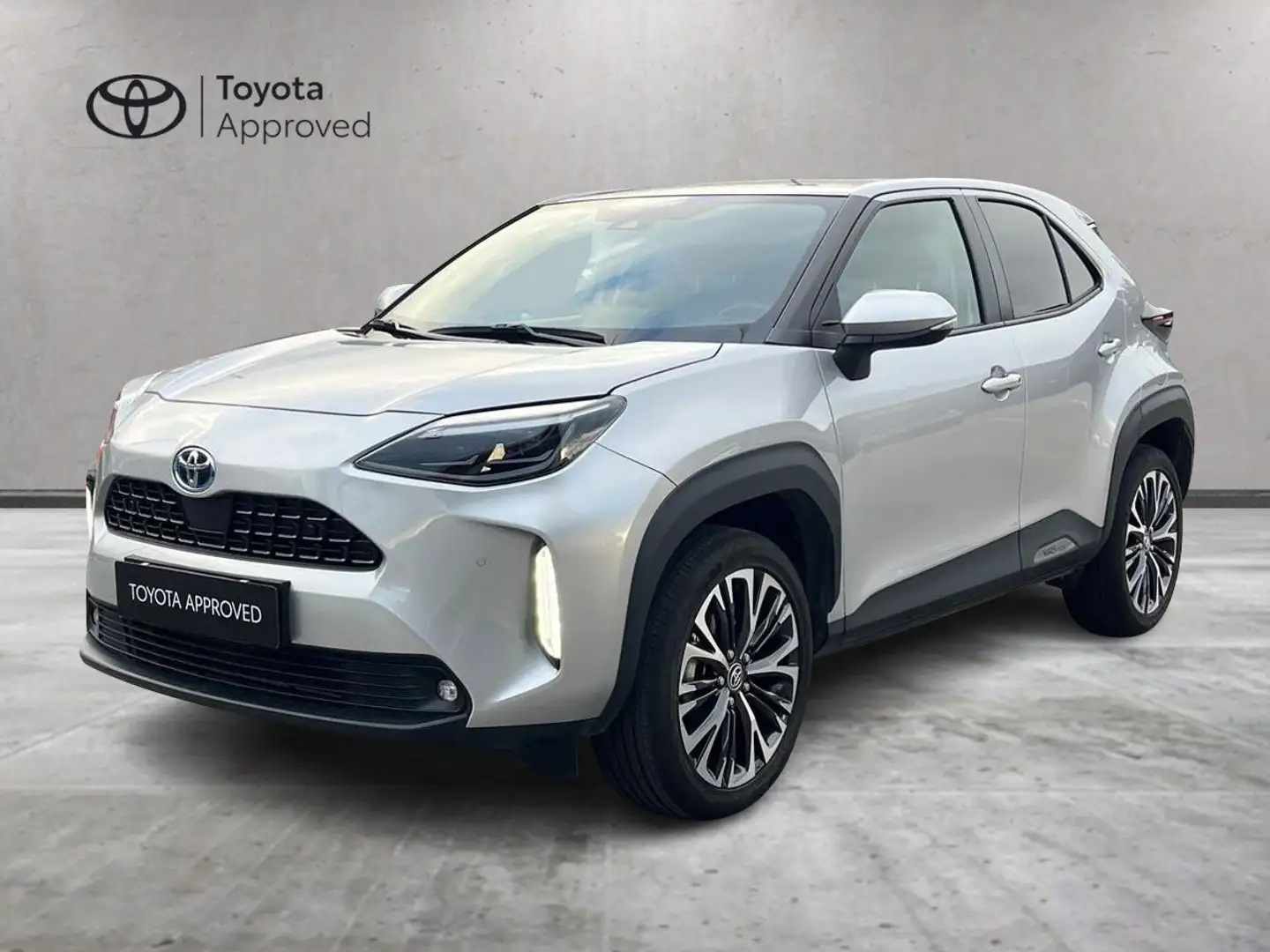 Toyota Yaris Cross Yaris Cross 1.5h Lounge fwd 116cv e-cvt Argento - 1