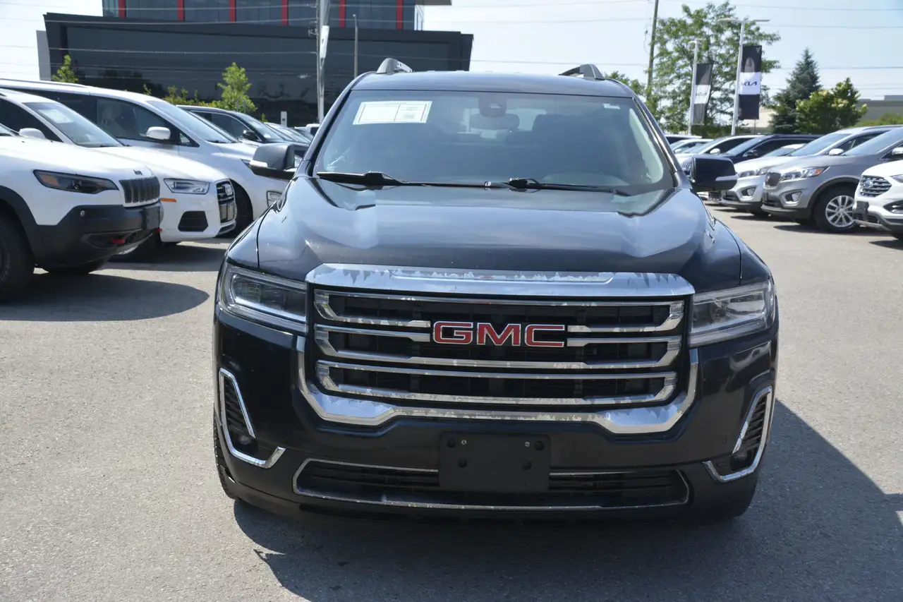 GMC Acadia снимка GMC Acadia