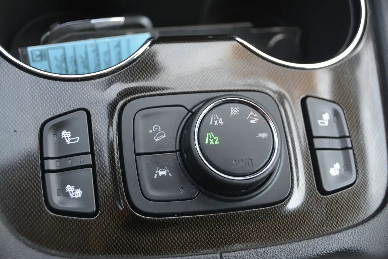 GMC Acadia снимка GMC Acadia
