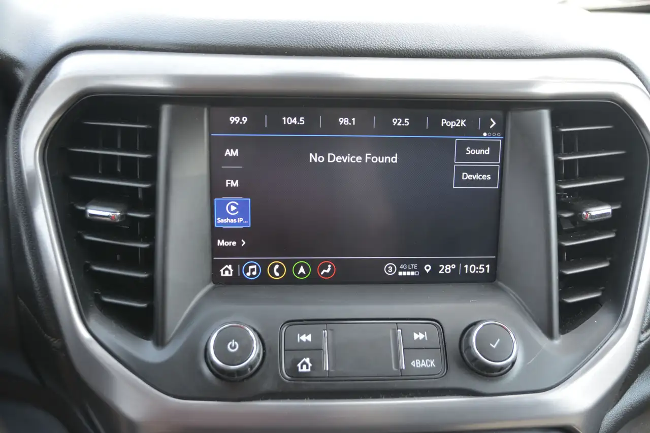 GMC Acadia снимка GMC Acadia
