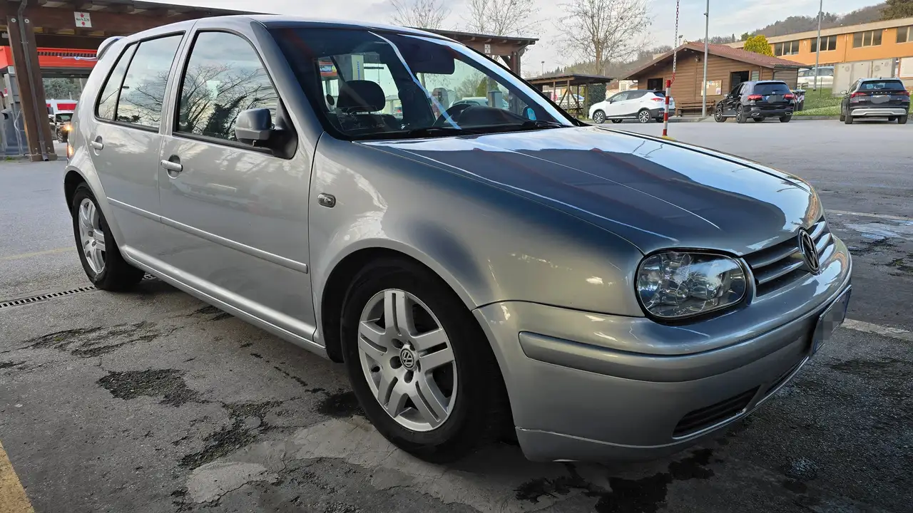 Volkswagen Golf 5p 1.9 tdi Highline 115cv, foto 3