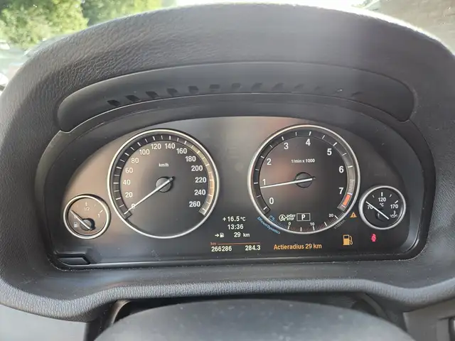 BMW X3 view 7