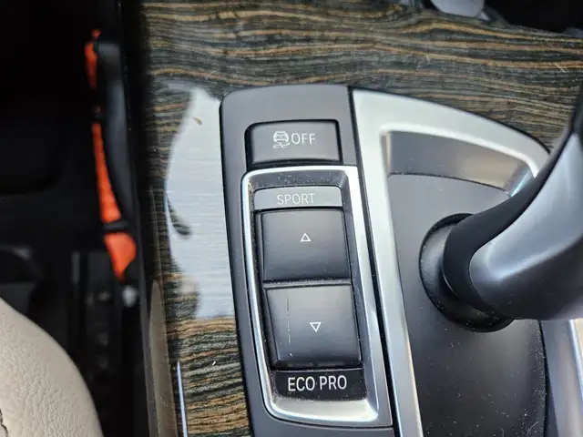 BMW X3 view 19