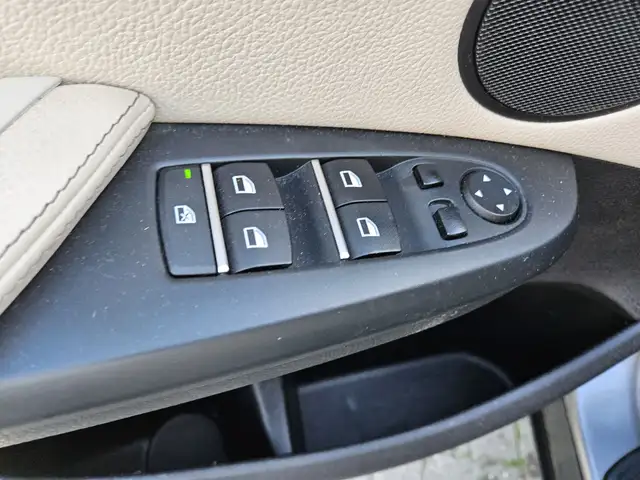 BMW X3 view 6