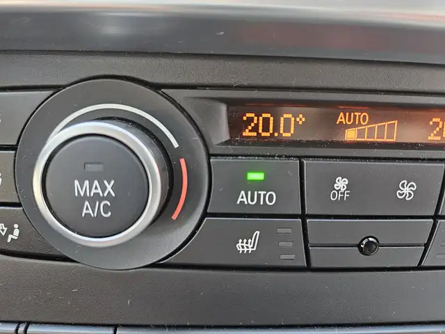 BMW X3 view 16