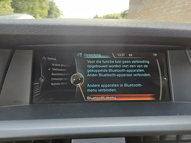 BMW X3 view 12
