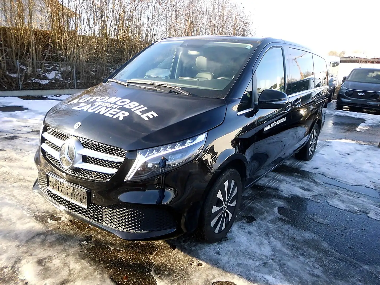 Mercedes-Benz V 250 Allrad lang Avantgarde Aut. Schwarz - 1