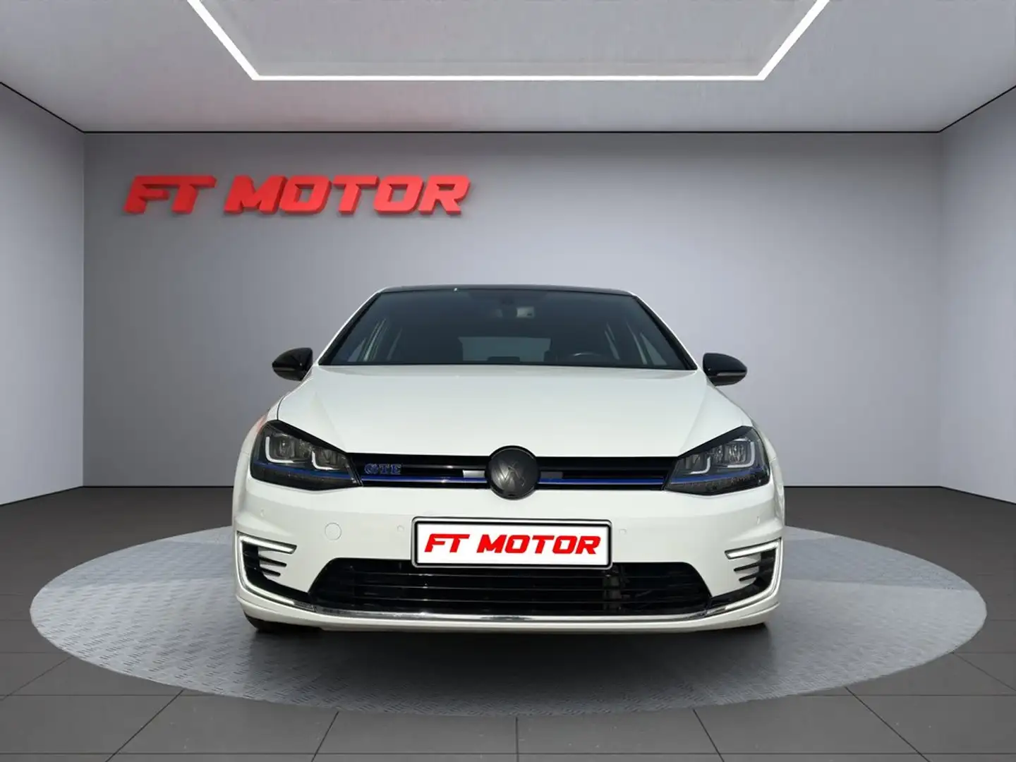 Volkswagen Golf GTE 1.4 TSI e-Power 150kW (204CV) DSG Blanco - 2