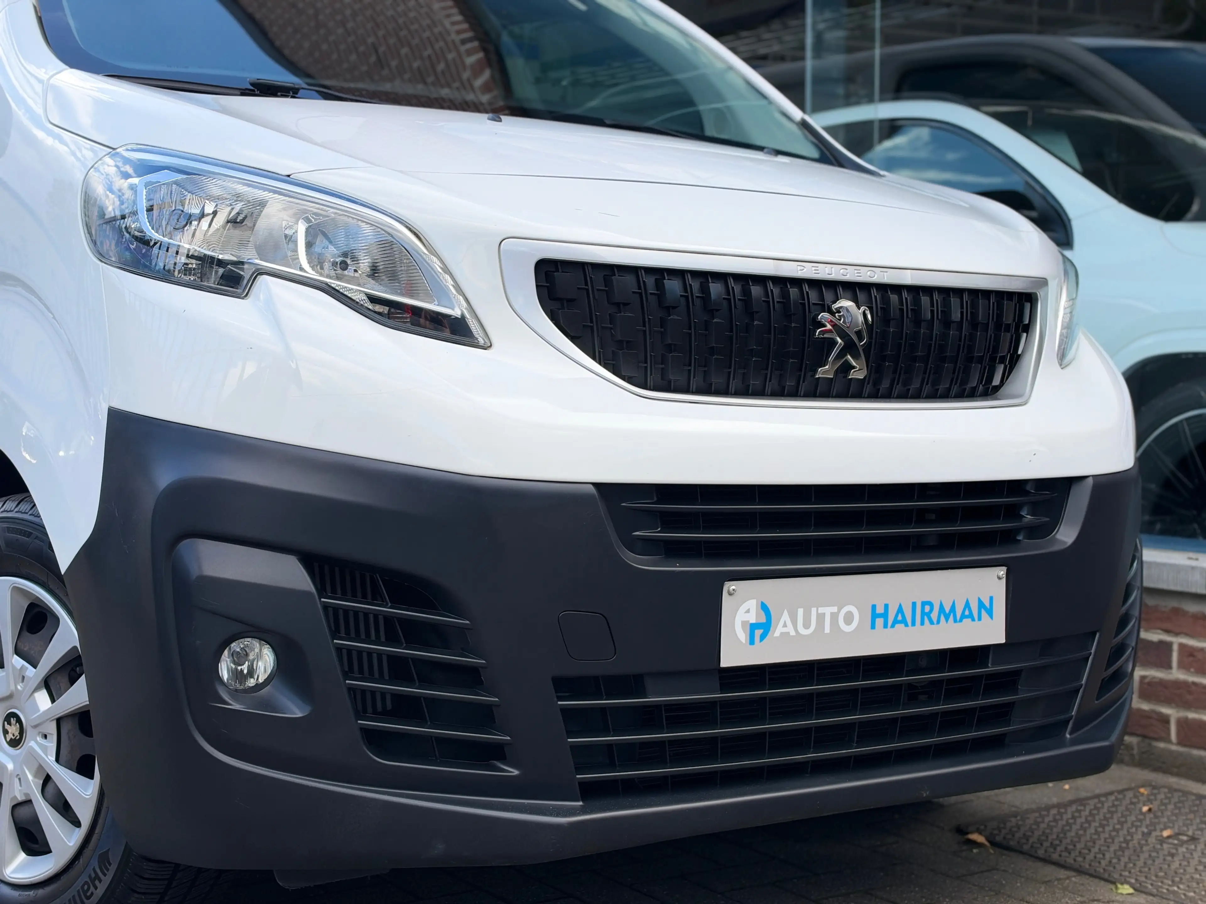 Peugeot Expert 310 2.0 BlueHDi L2H1 5p./3pl. Confort Édition — photo 8