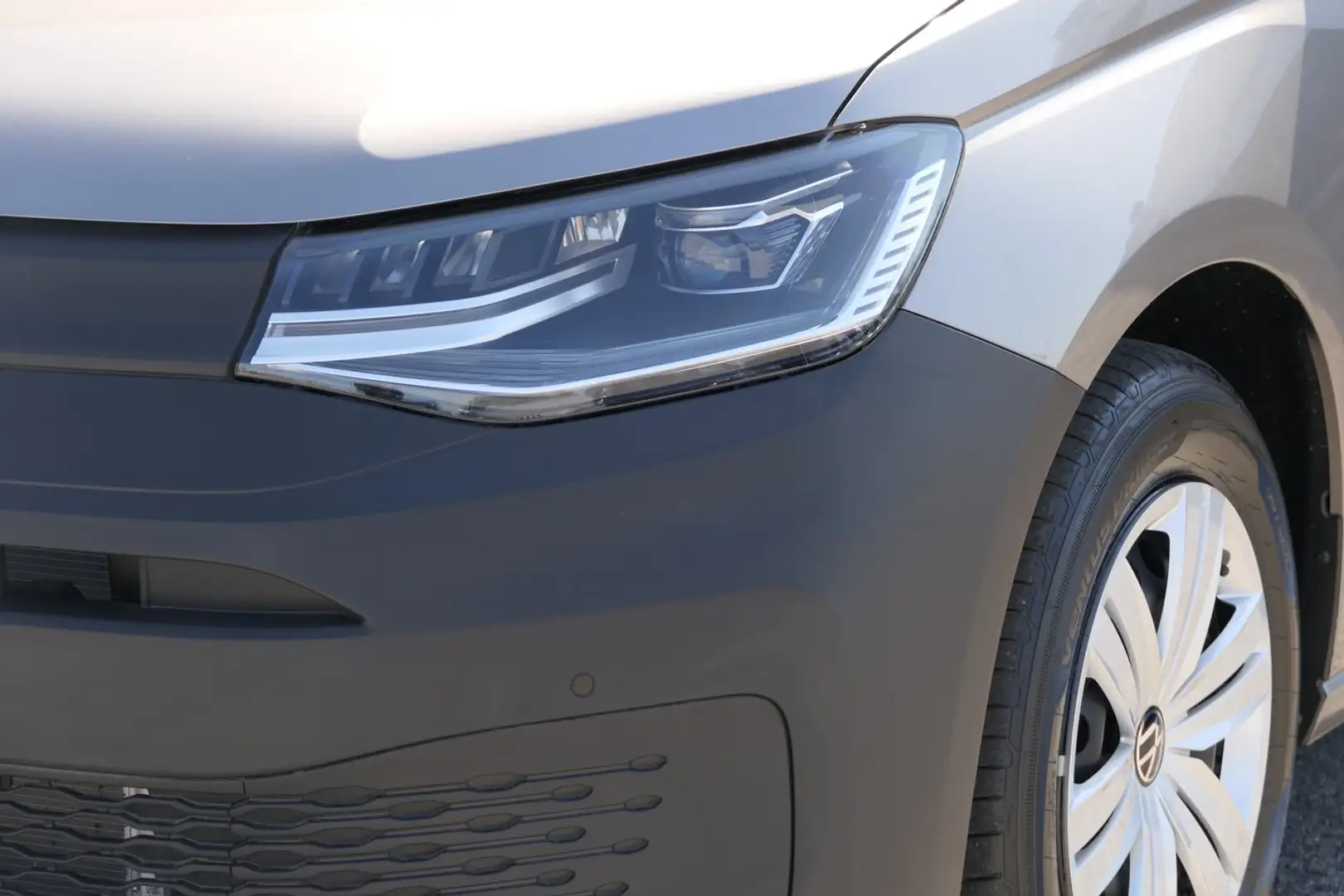 Volkswagen Caddy TSI Braun - 2