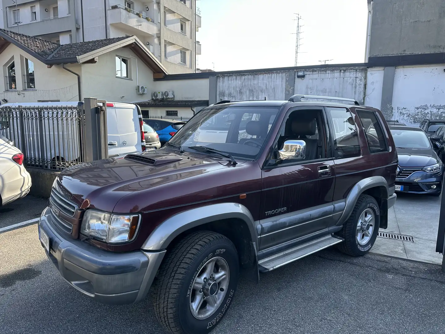 Isuzu Trooper 3p 3.0 RS auto - 1