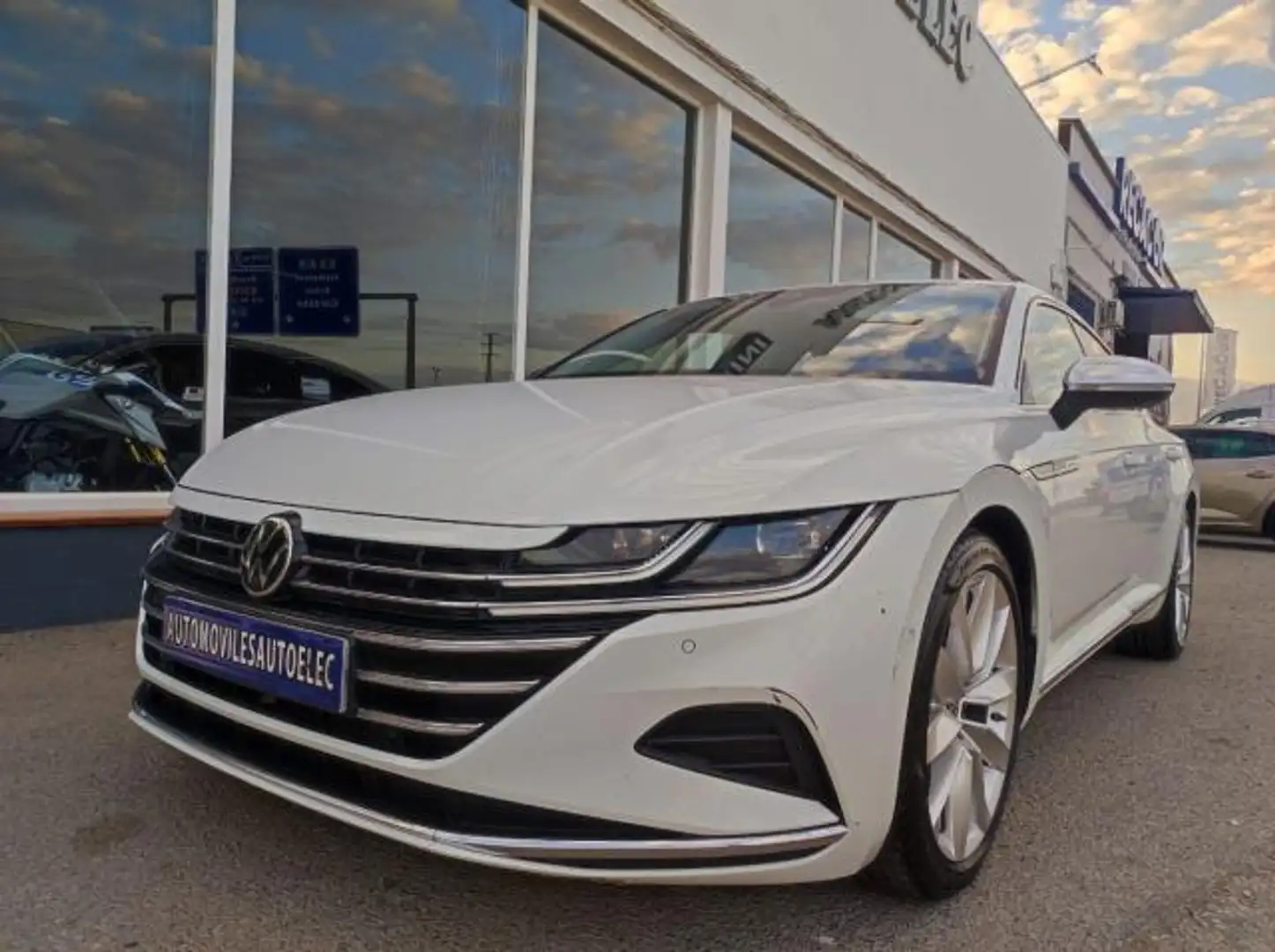 Volkswagen Arteon 2.0TDI R-Line DSG7 110kW Blanco - 1