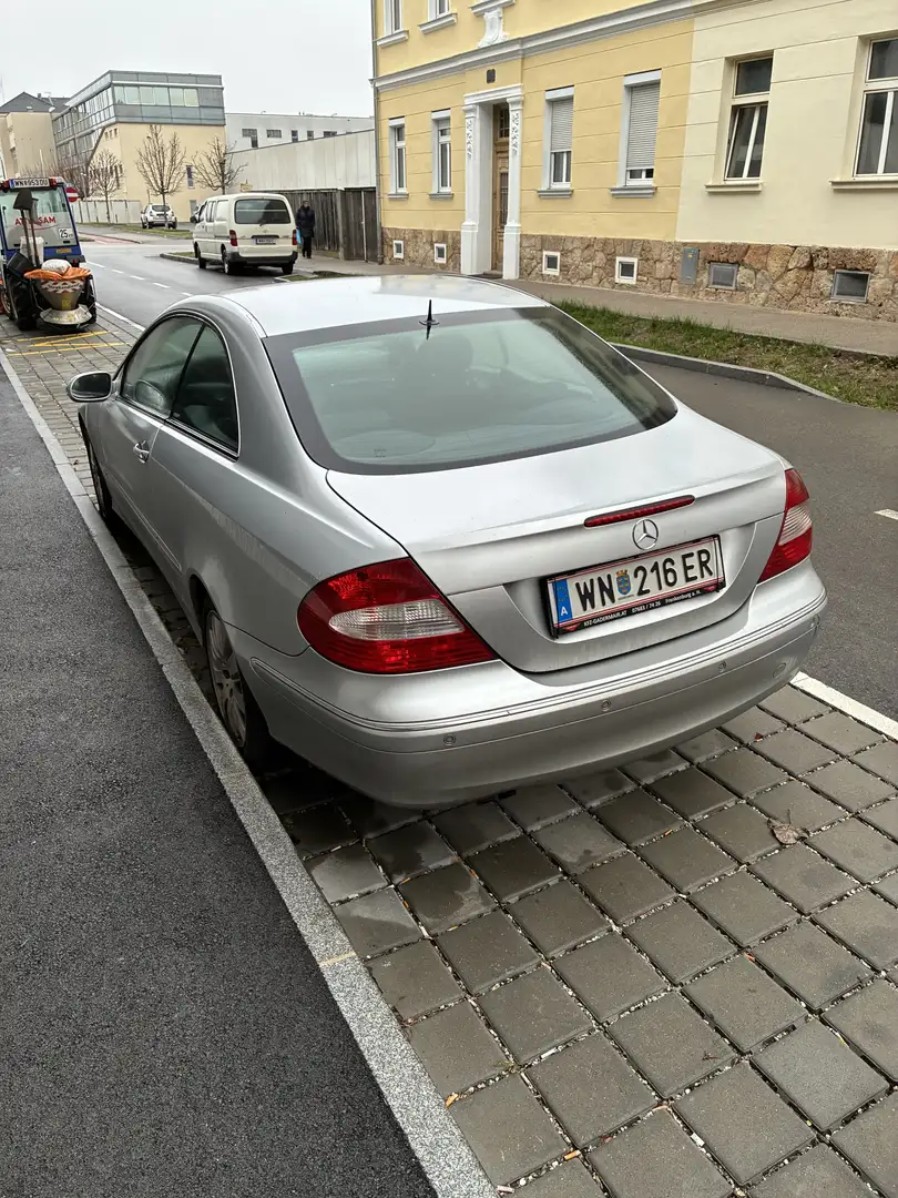 Mercedes-Benz CLK 220 CLK 220 Elegance CDI Aut. Elegance Grau - 1