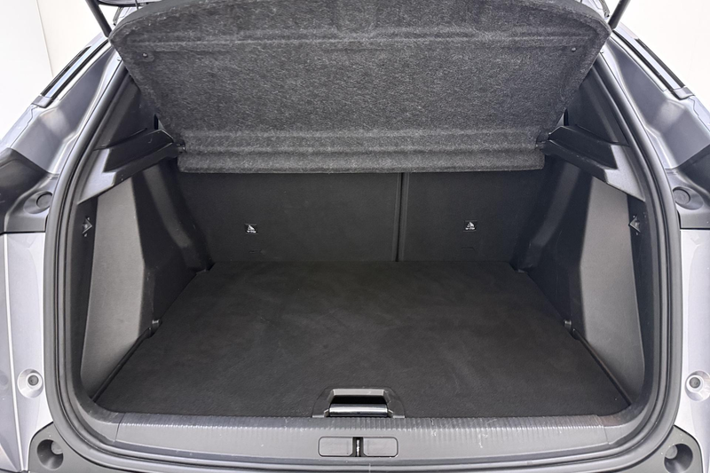 Peugeot e-2008 EV GT 54 kWh | Achteruitrijcamera | Parkeersensore — photo 10