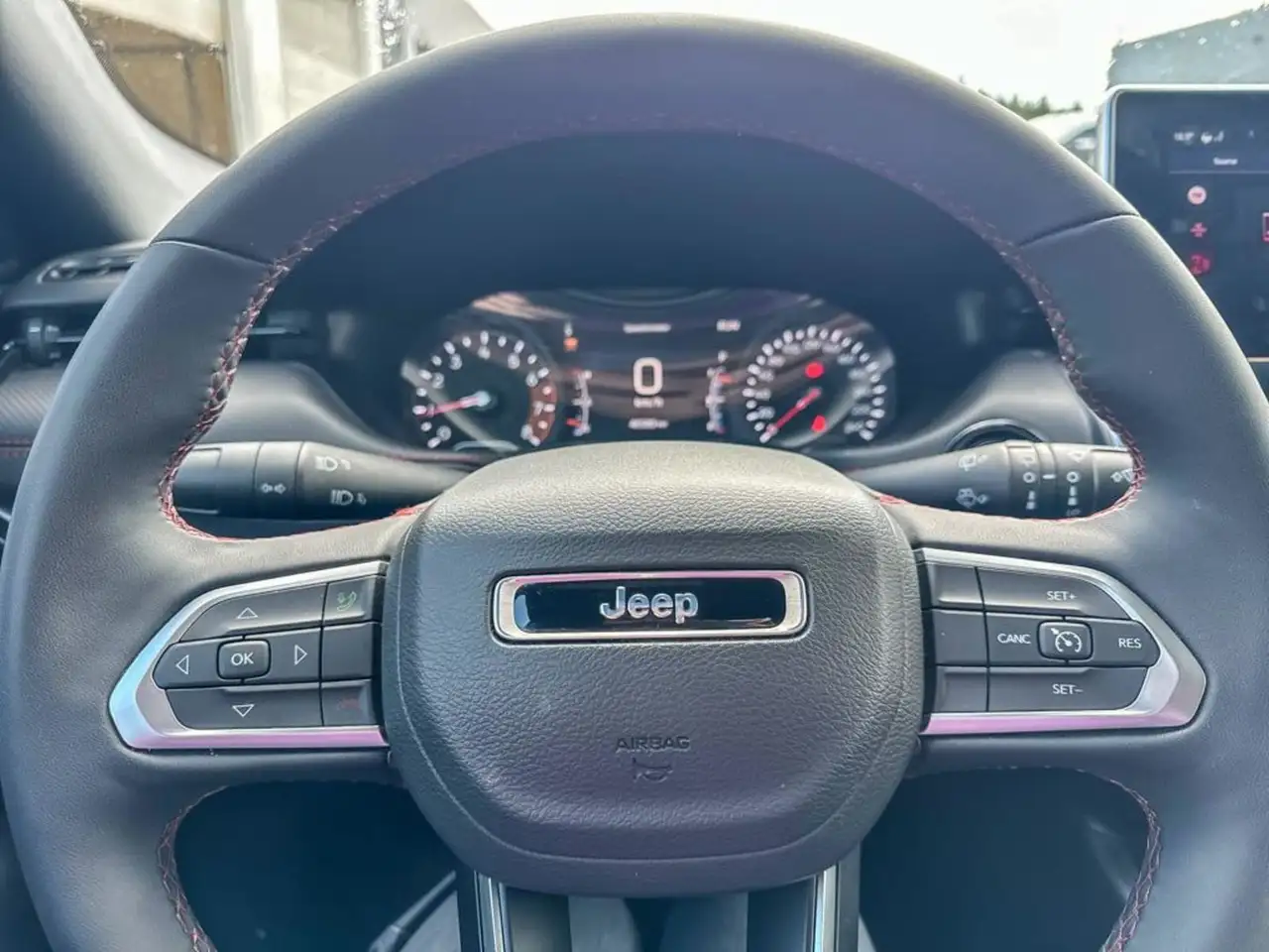 Jeep Compass снимка Jeep Compass